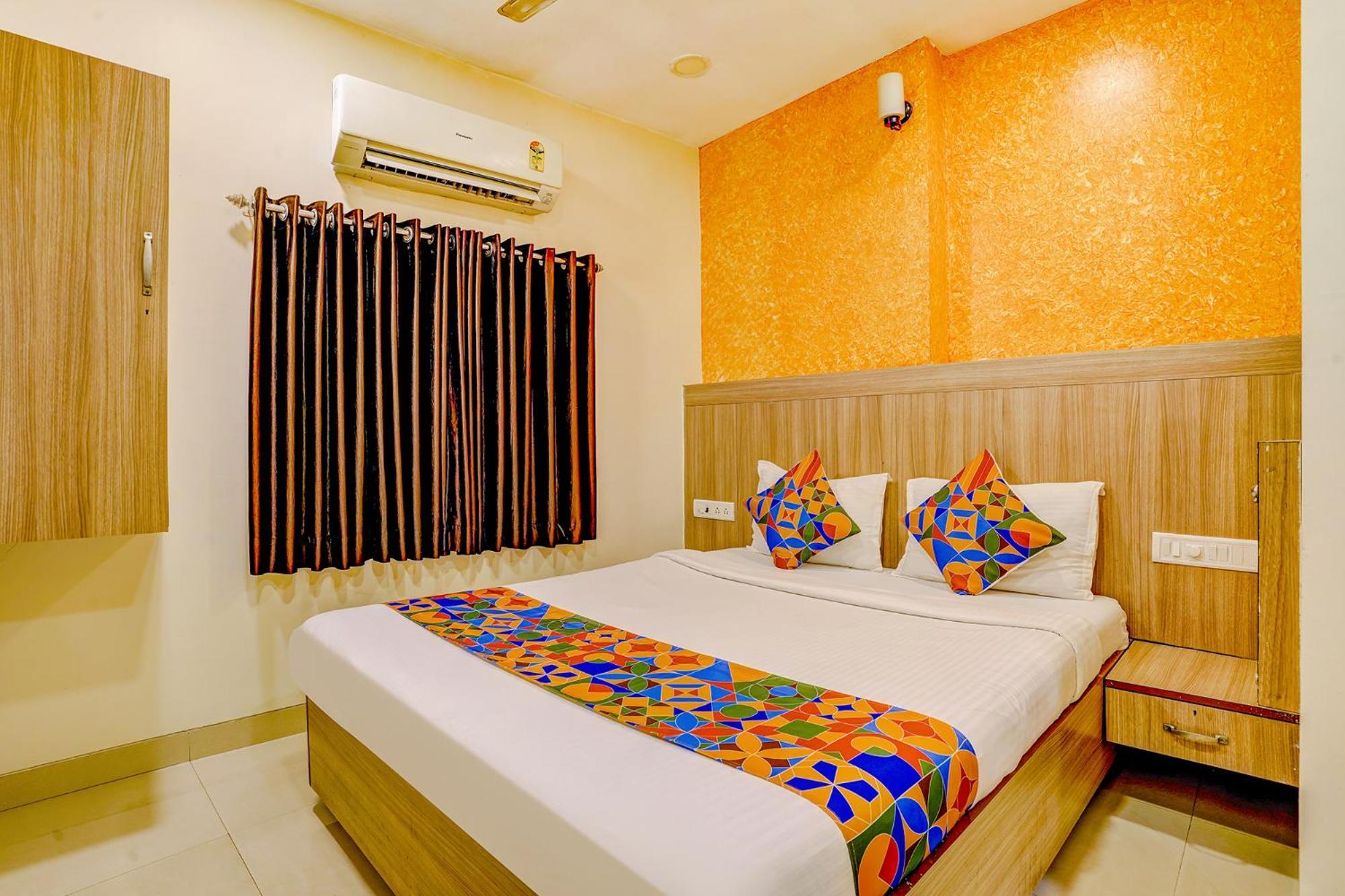 Hotel Fabexpress Prakash - Nr International Airport Mumbai