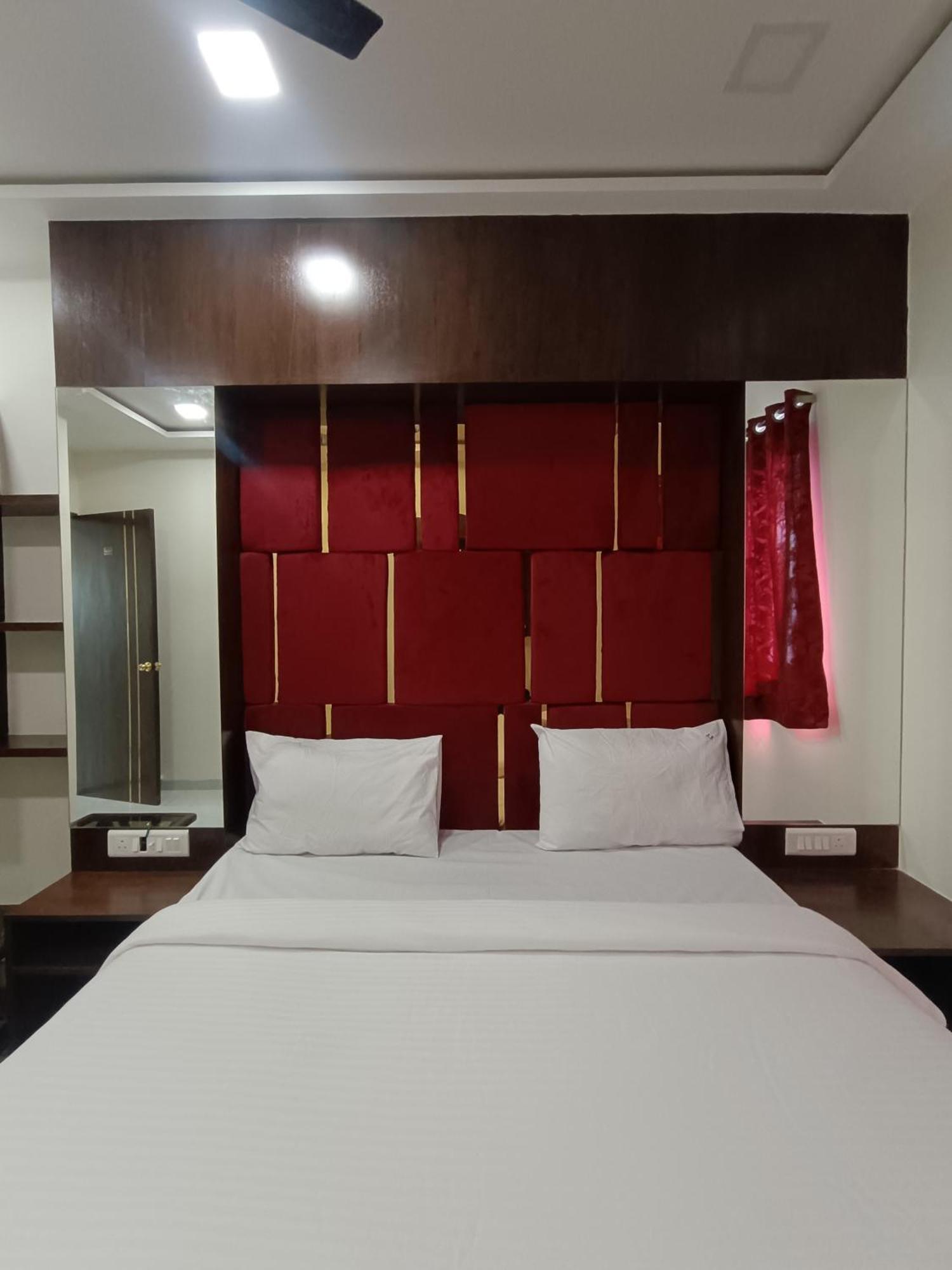 Hotel Ar Residency