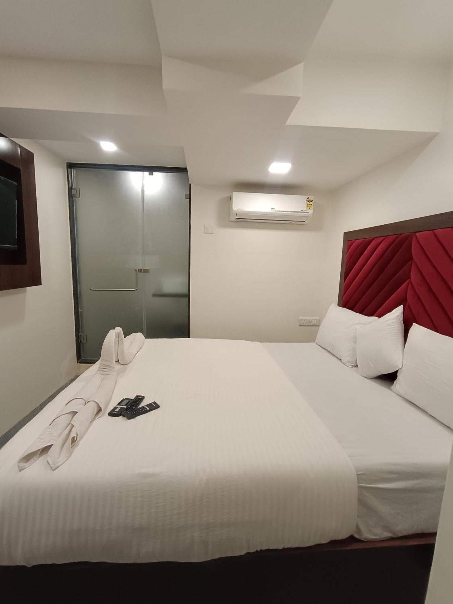 Hotel Ar Residency