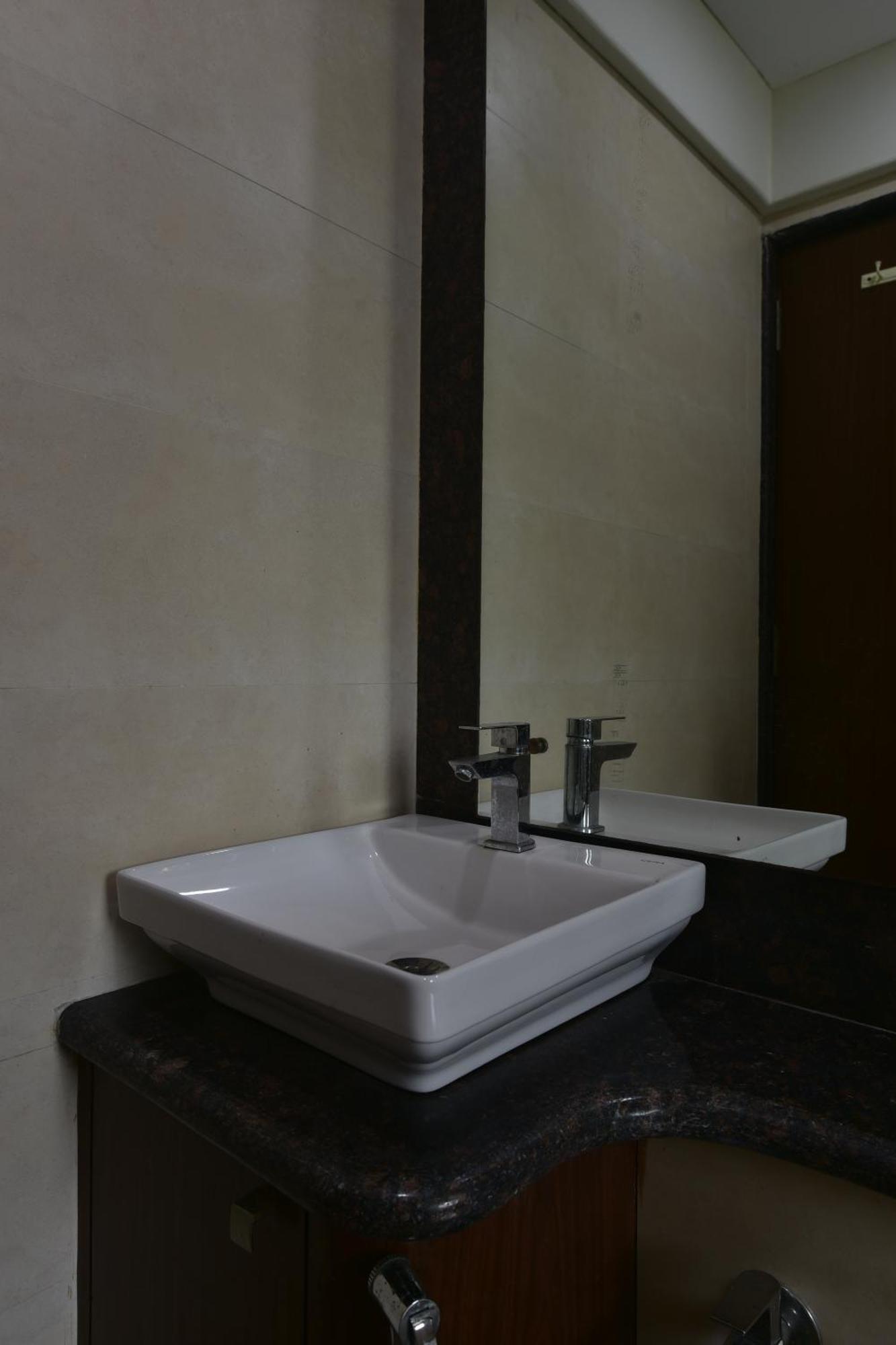 Hsquare Utopia Hotel 3*
