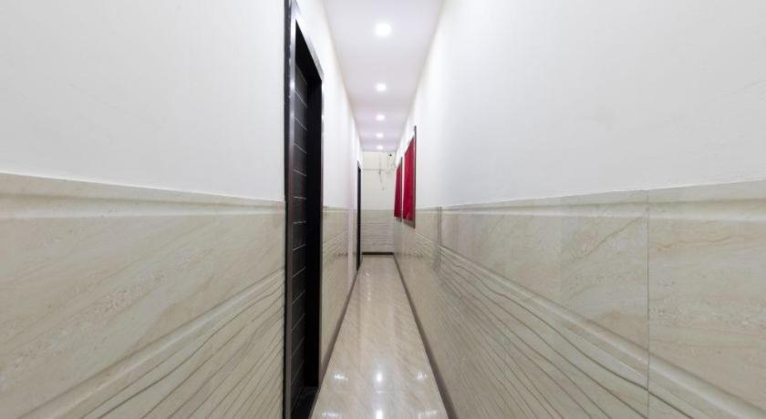 Nityanannd- Sakinaka Metro Station Guest house *