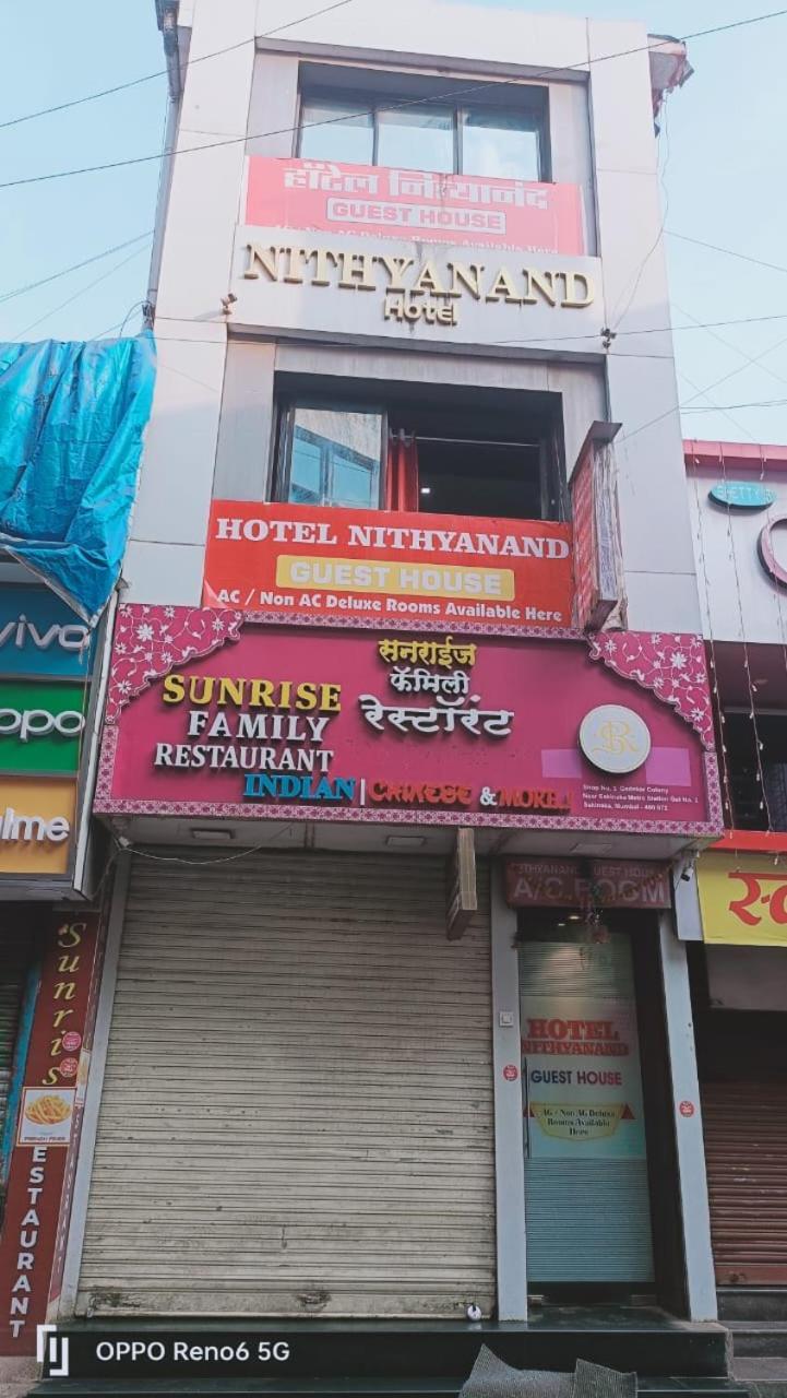 Nityanannd- Sakinaka Metro Station Guest house *