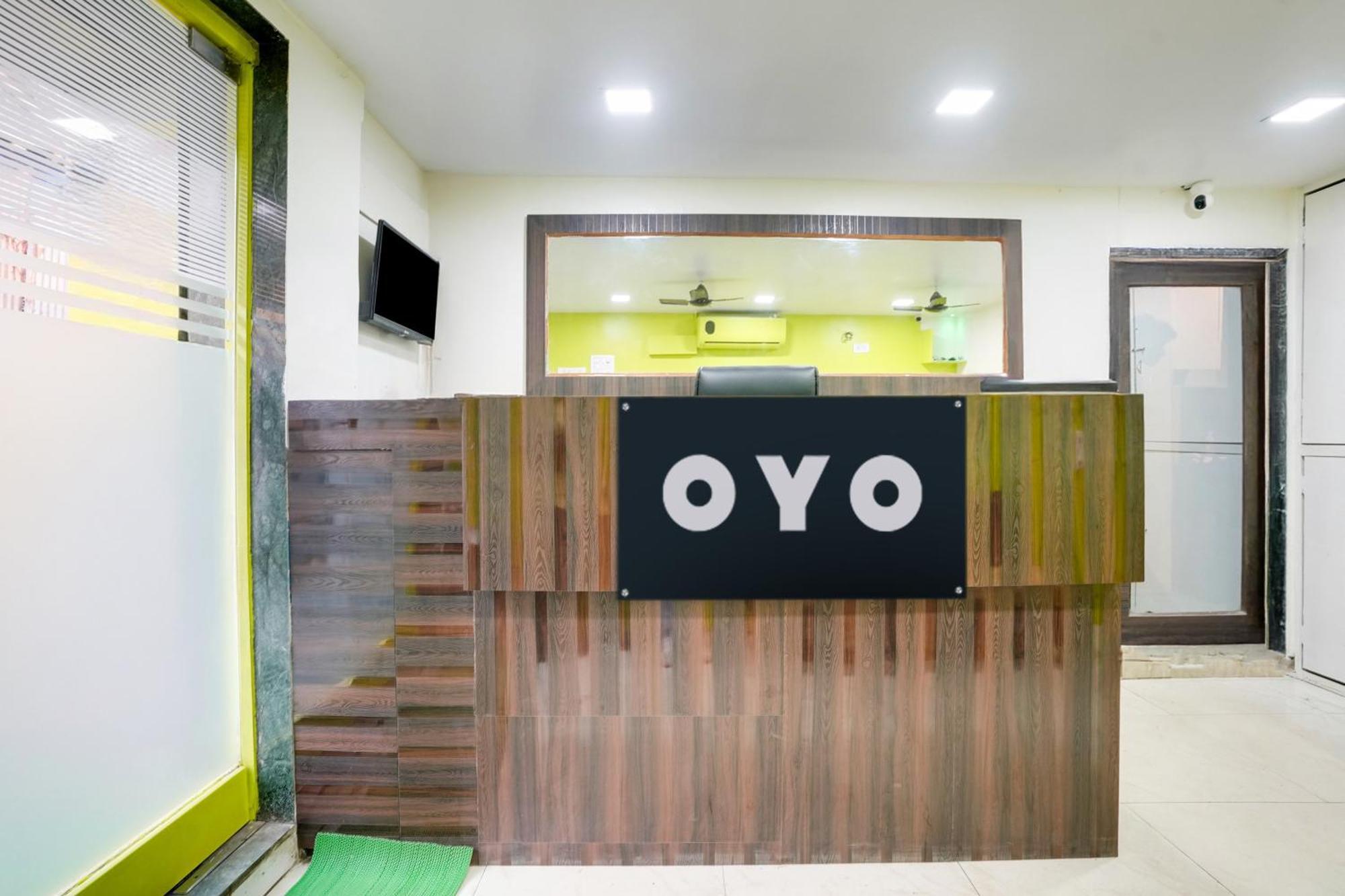 O Om Sai Palace Hotel