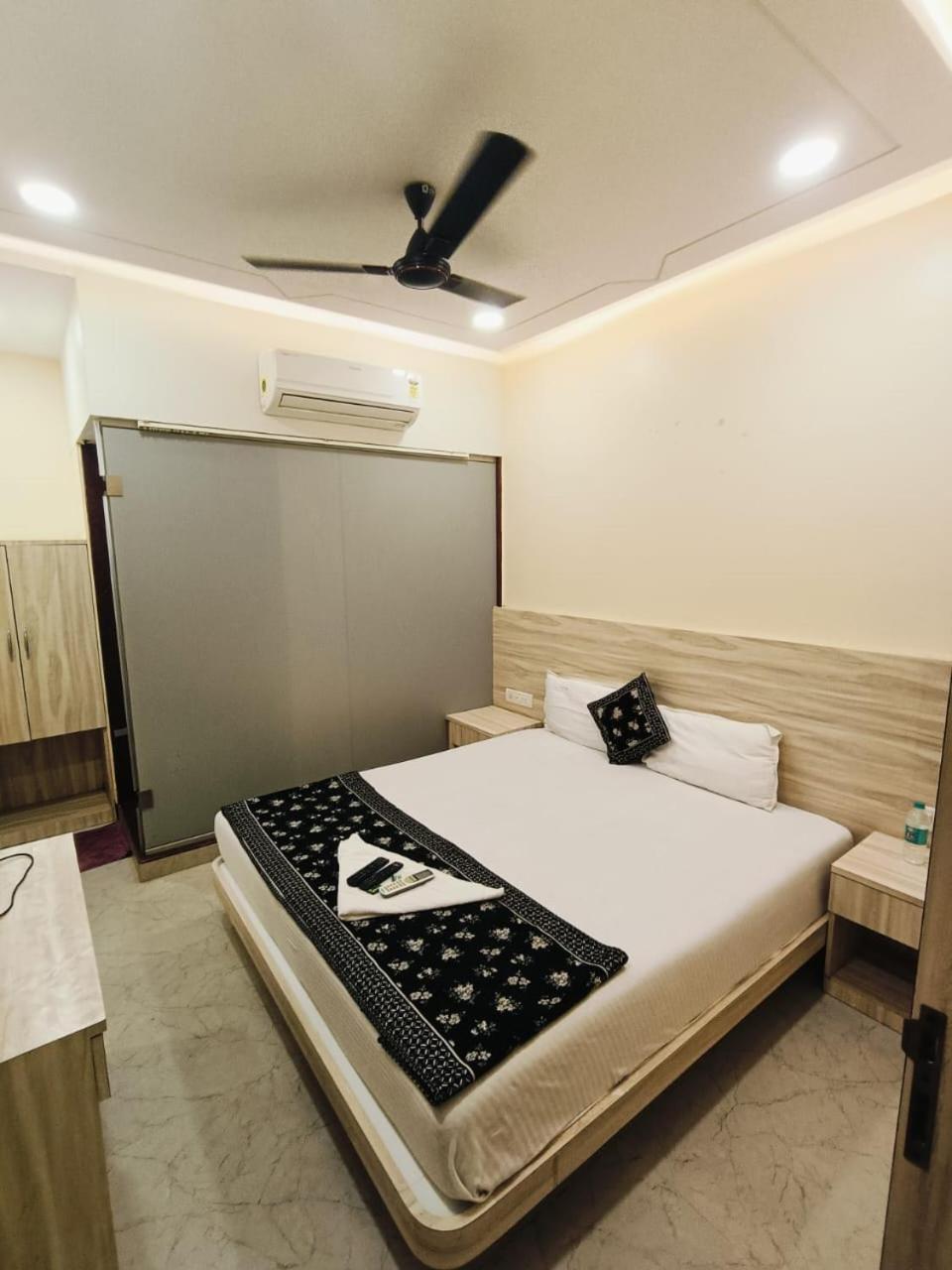 Hotel The Kiwwi Mumbai