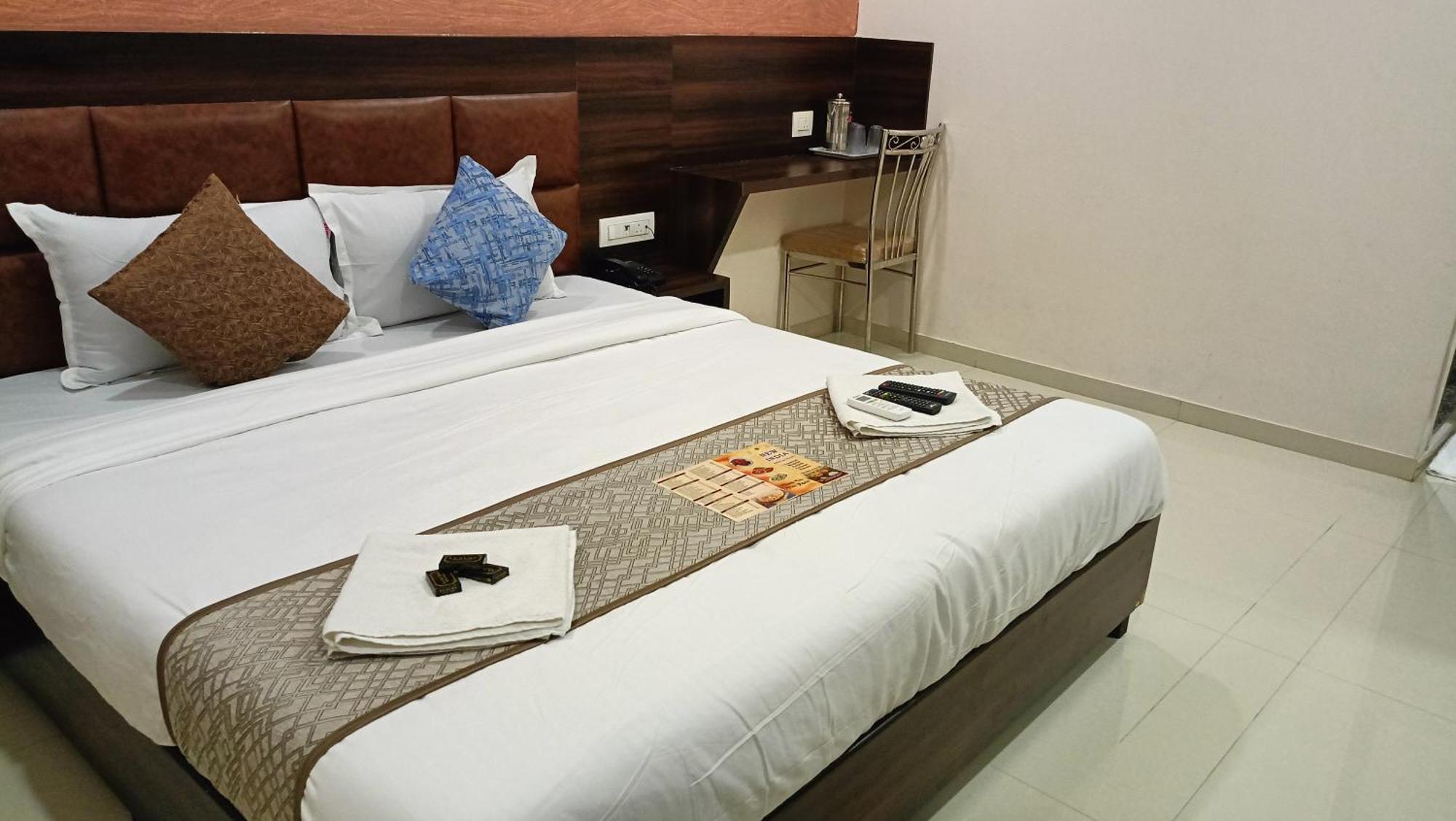 Bkc Anex Near Bandra Kurla Complex Hotel