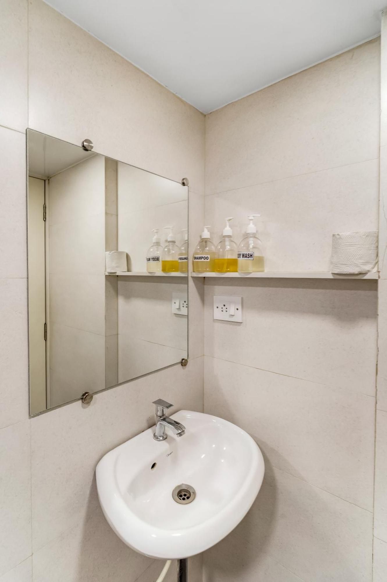 Maven 1bhk Khar W By The Company * Mumbai