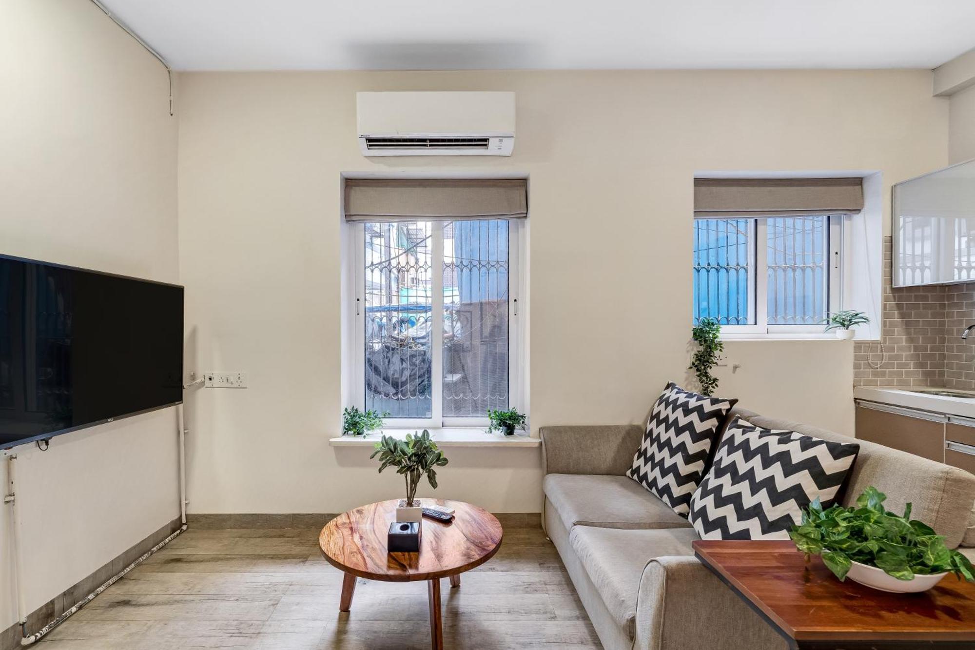 Maven 1bhk Khar W By The Company Mumbai