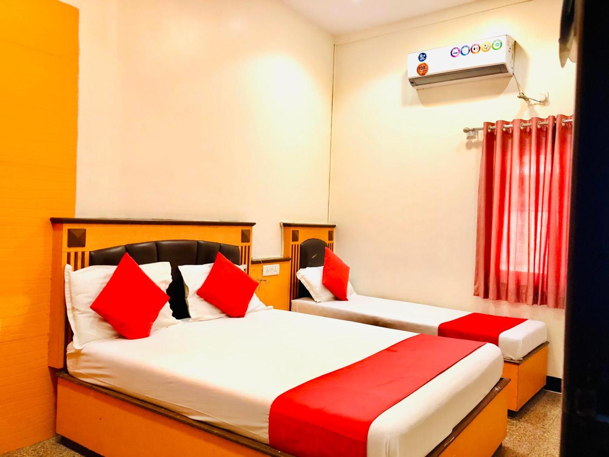 Volga 2 Hotel