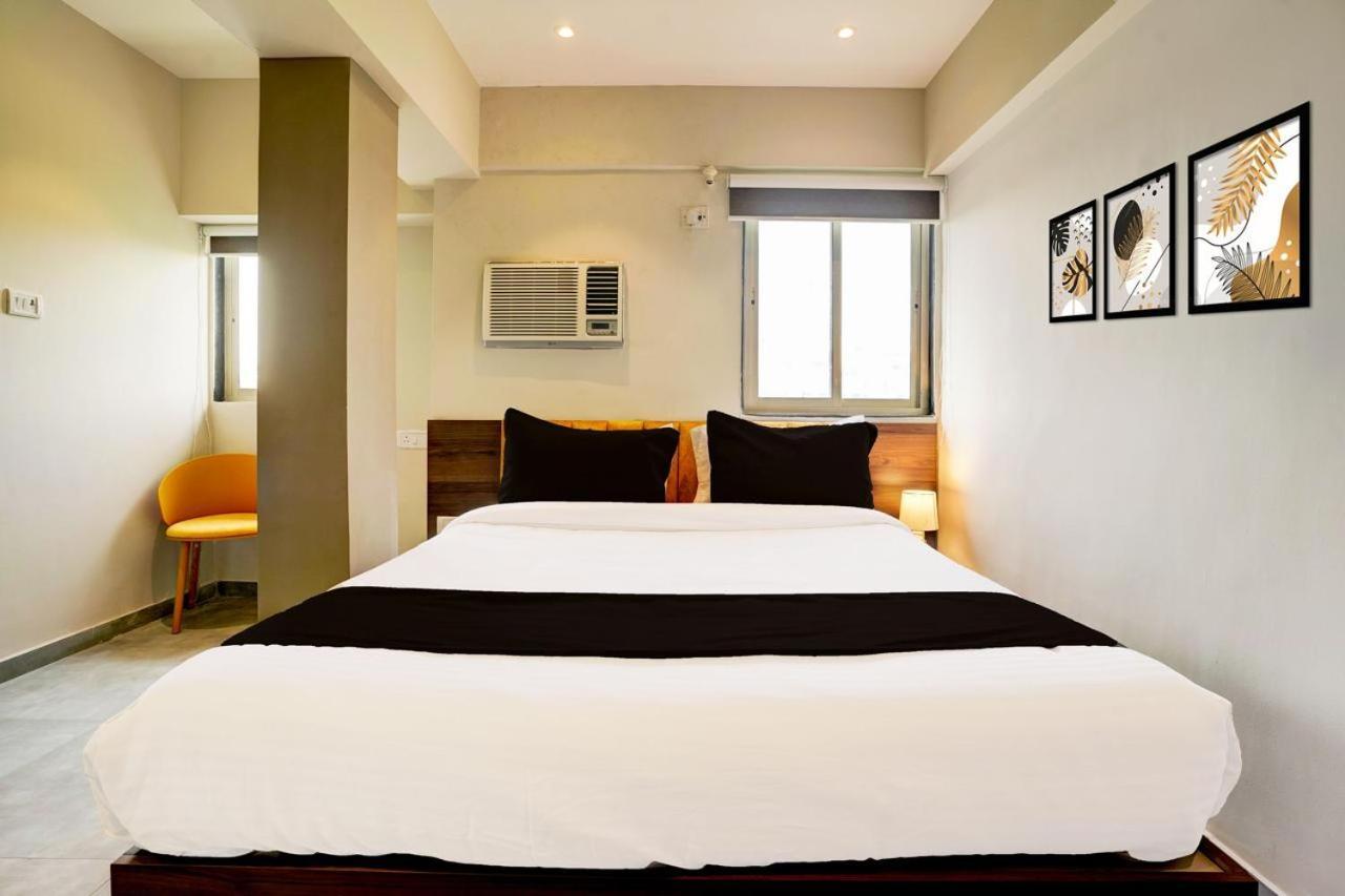 Vibes Juhu Hotel 4*