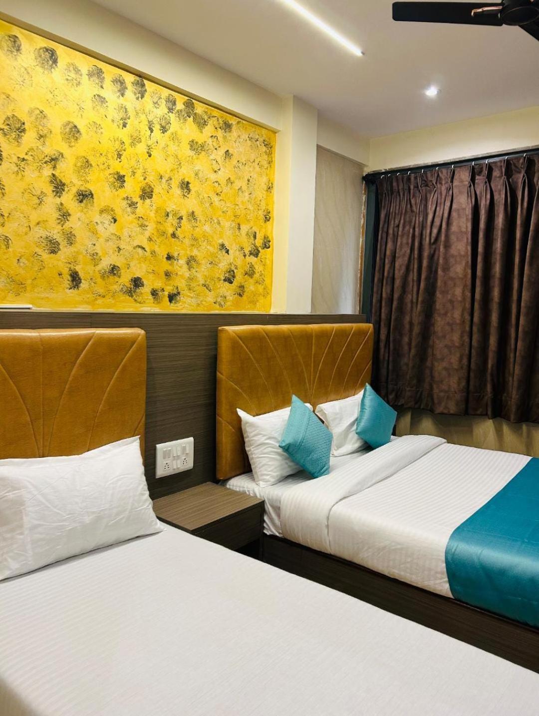 Le West Near Exhibition Center 3* Mumbai