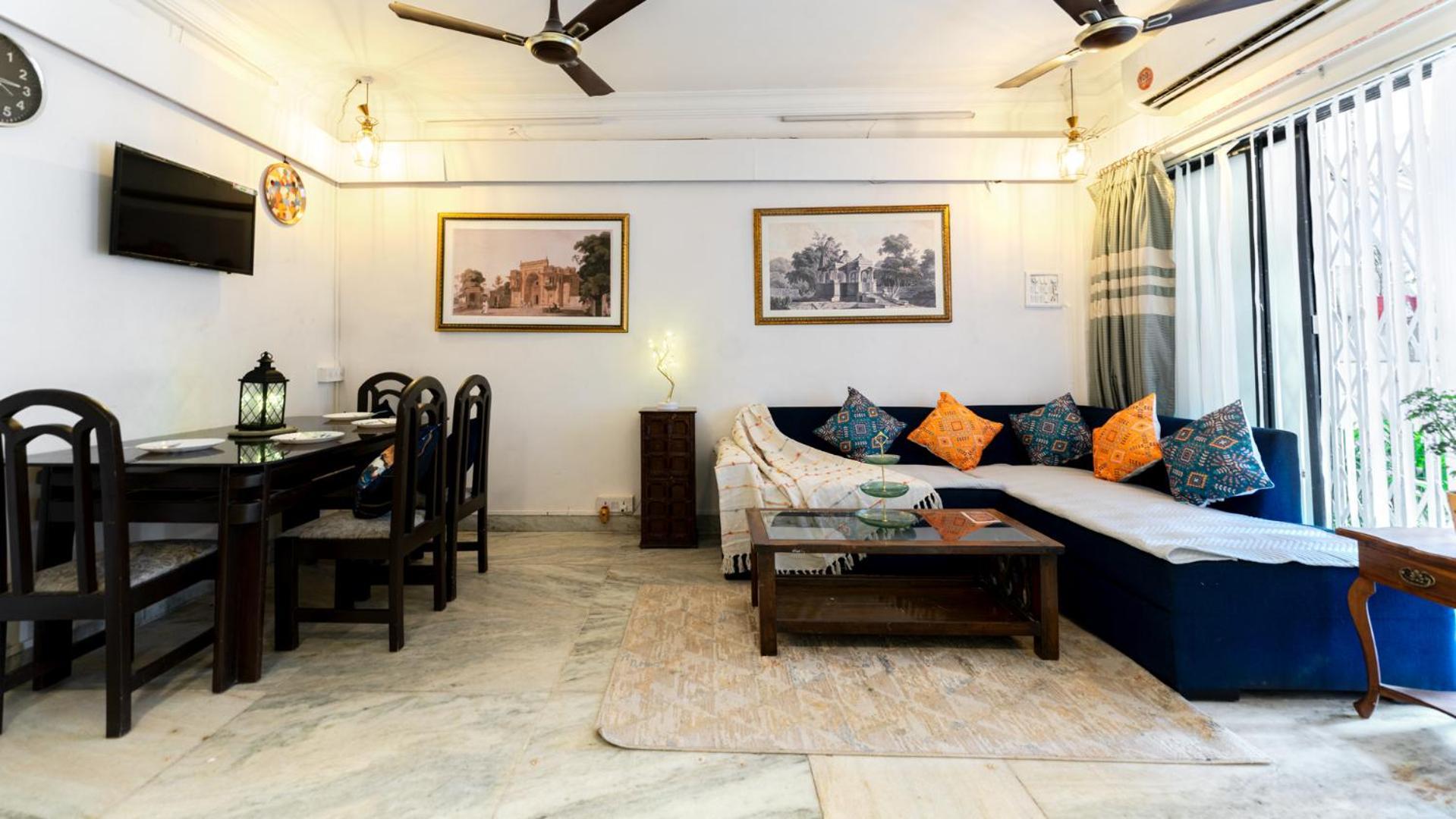 Bollywood Boulevard Independent Villa *