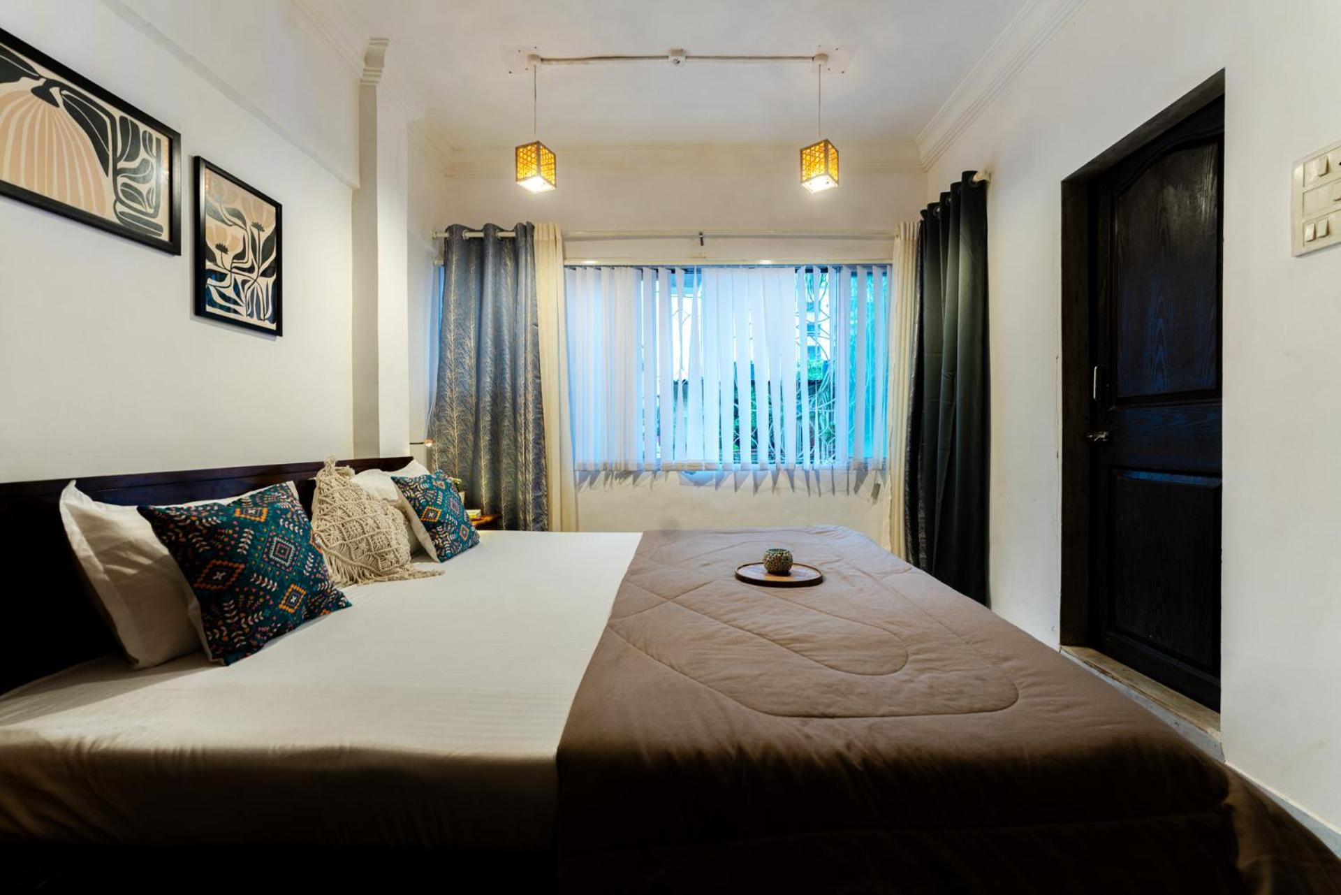 Bollywood Boulevard Independent Villa