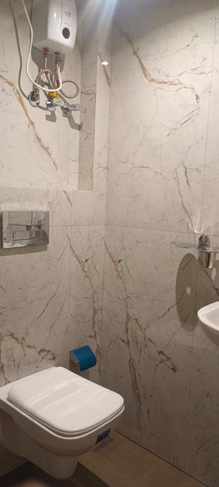 Le West Near Exhibition Center Hotel 3*
