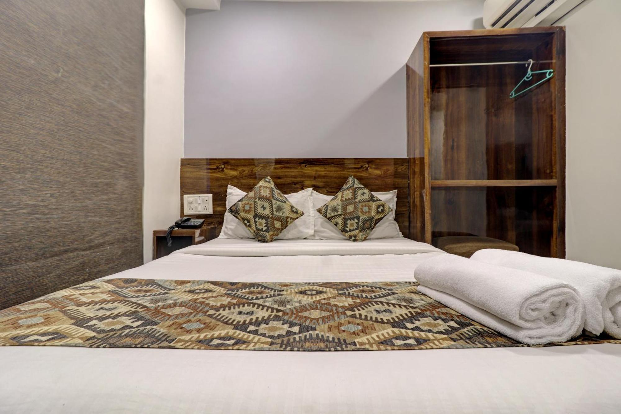 Hotel Merry Gold *