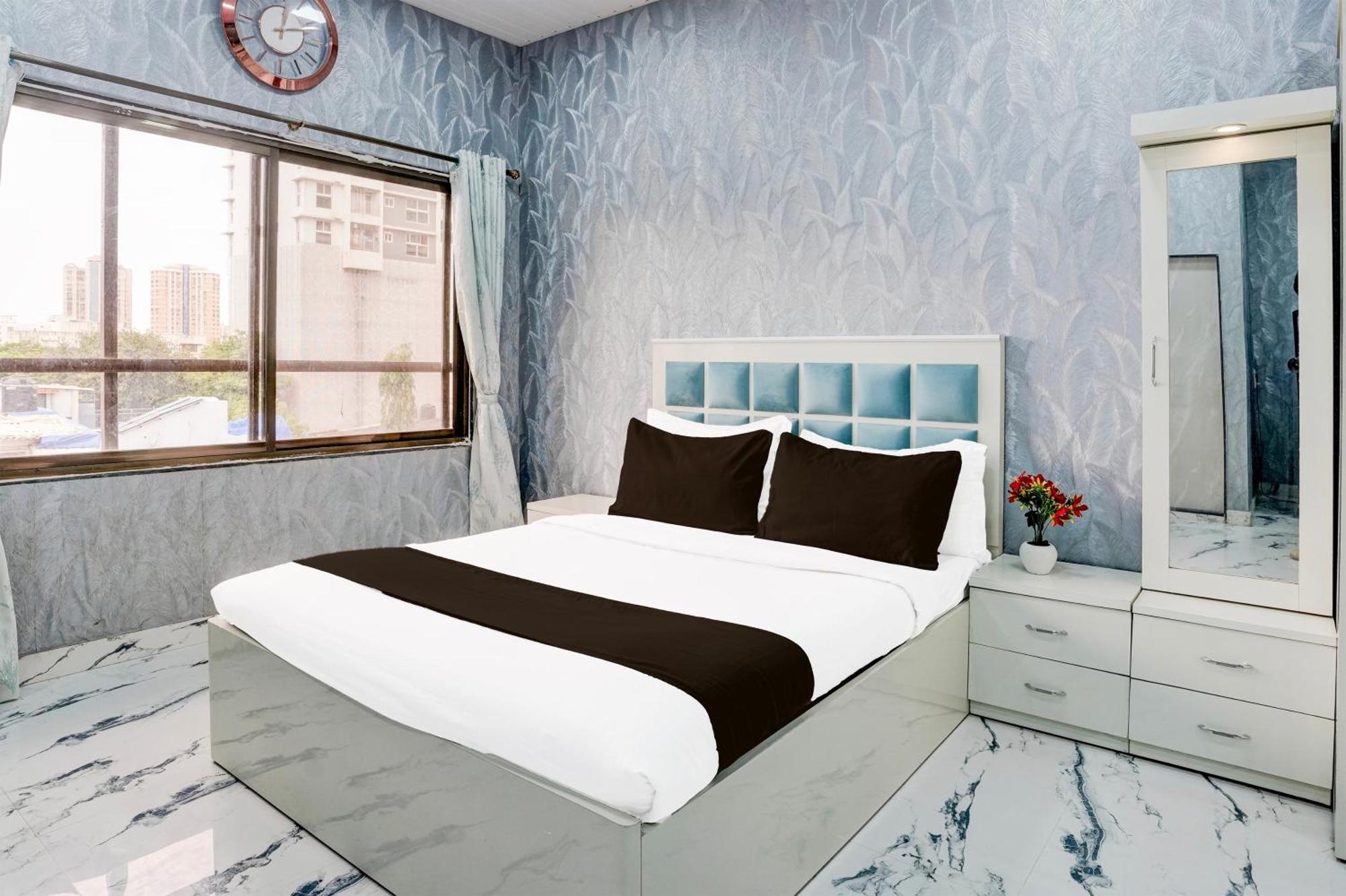 Hotel O Hans Residency 3*