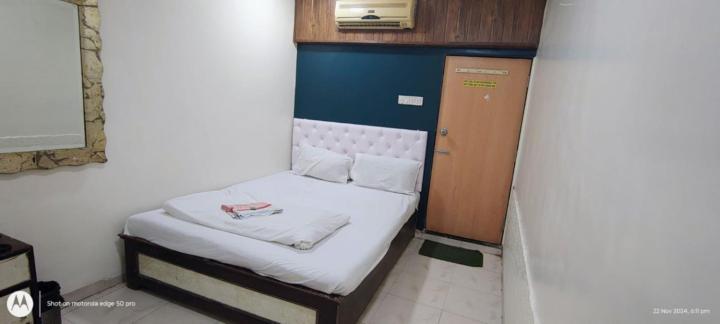 Hotel Om Sai Palace