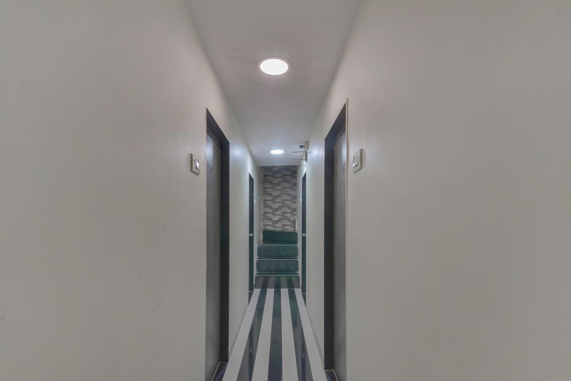 O Ak Palace Near Chhatrapati Shivaji International Airport Hotel Mumbai