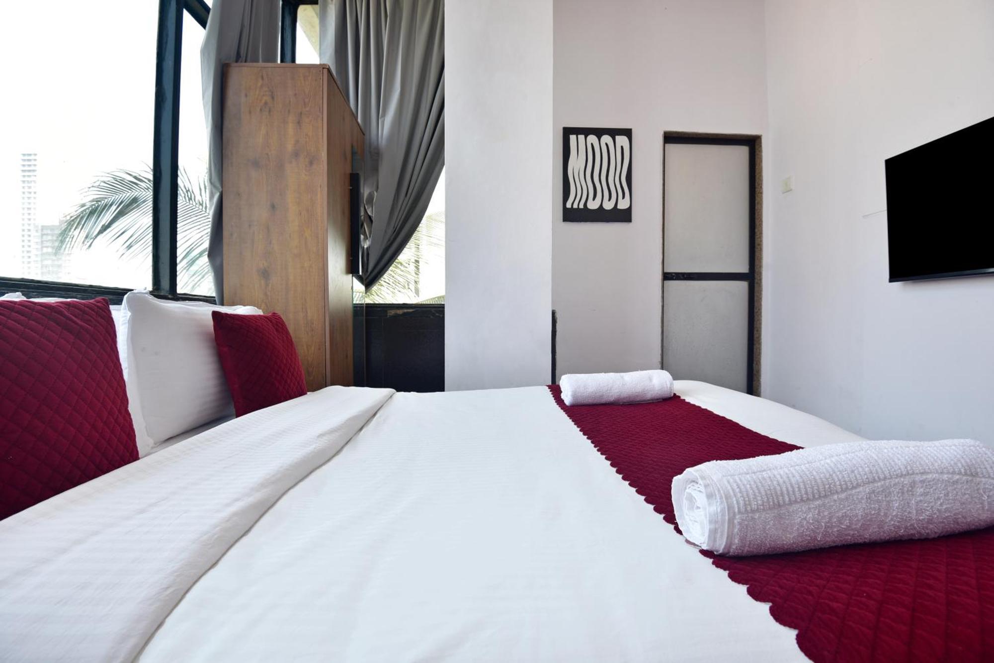 Hsquare West Wind Hotel *