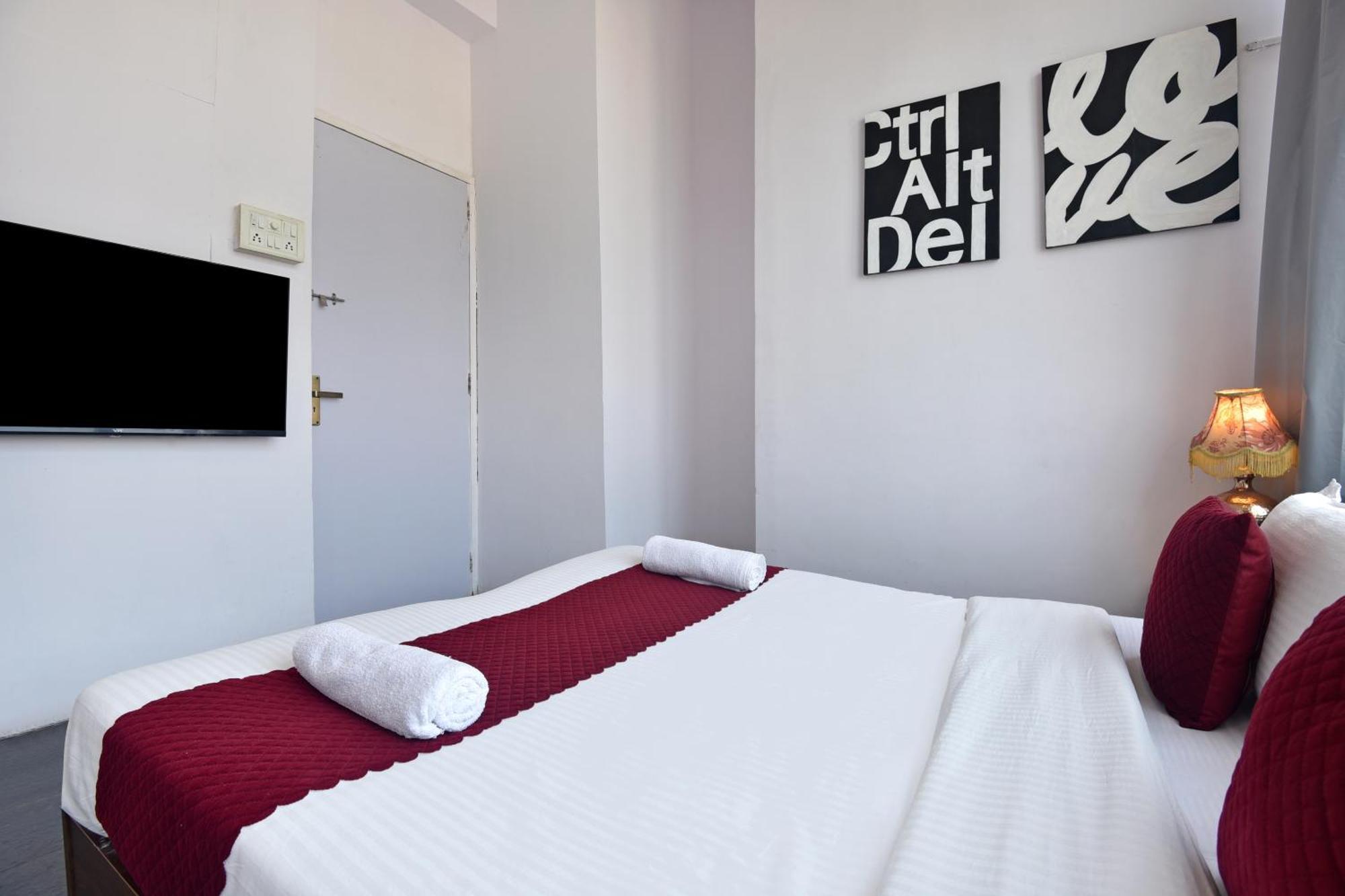 Hotel Hsquare West Wind *