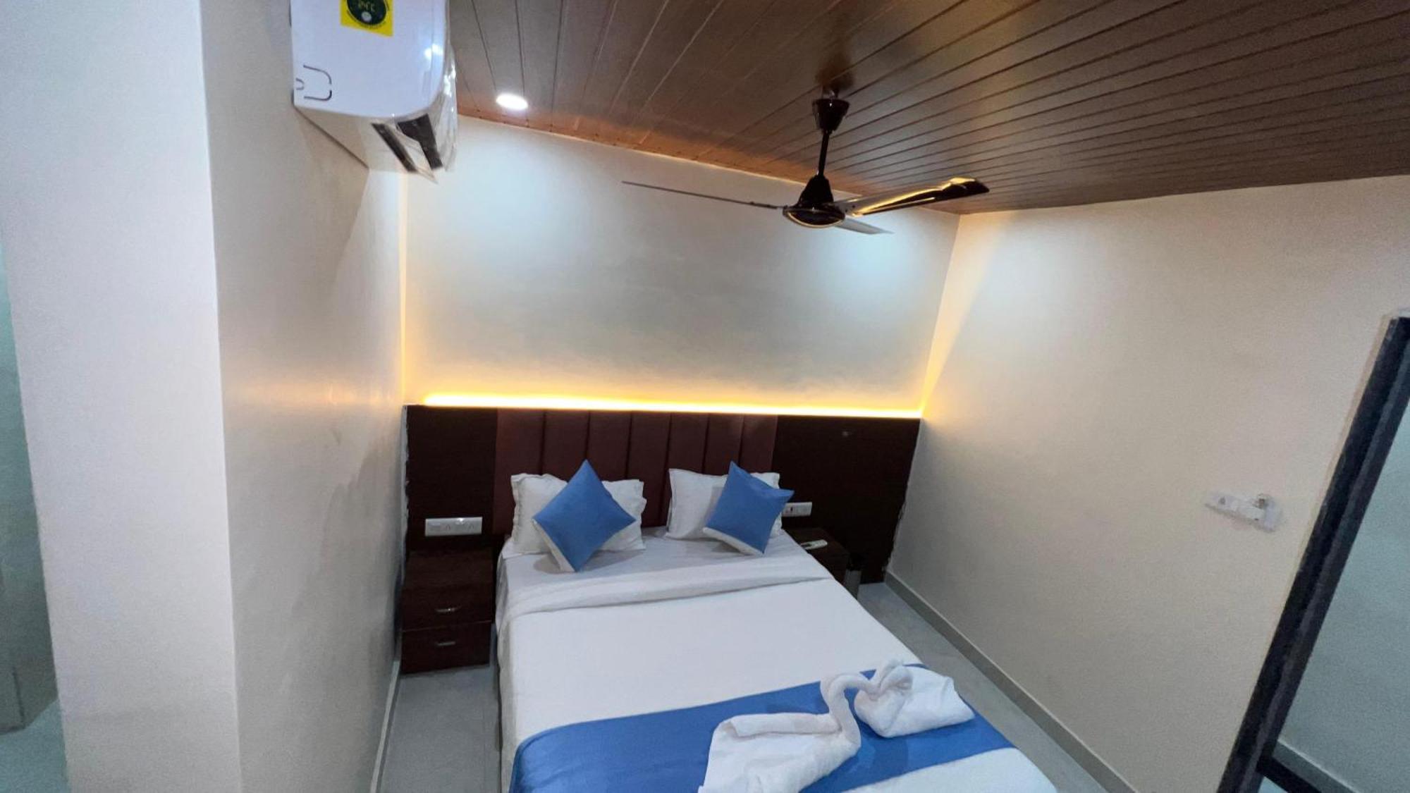 Surya Grand Guest house *