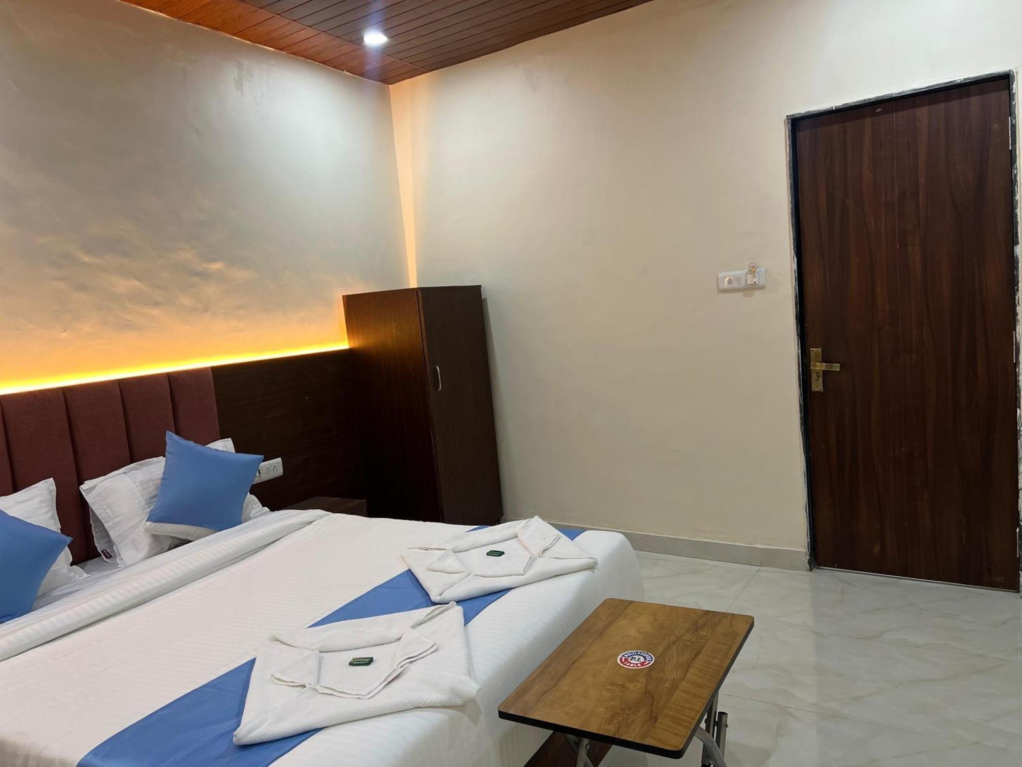 Guest house Surya Grand *