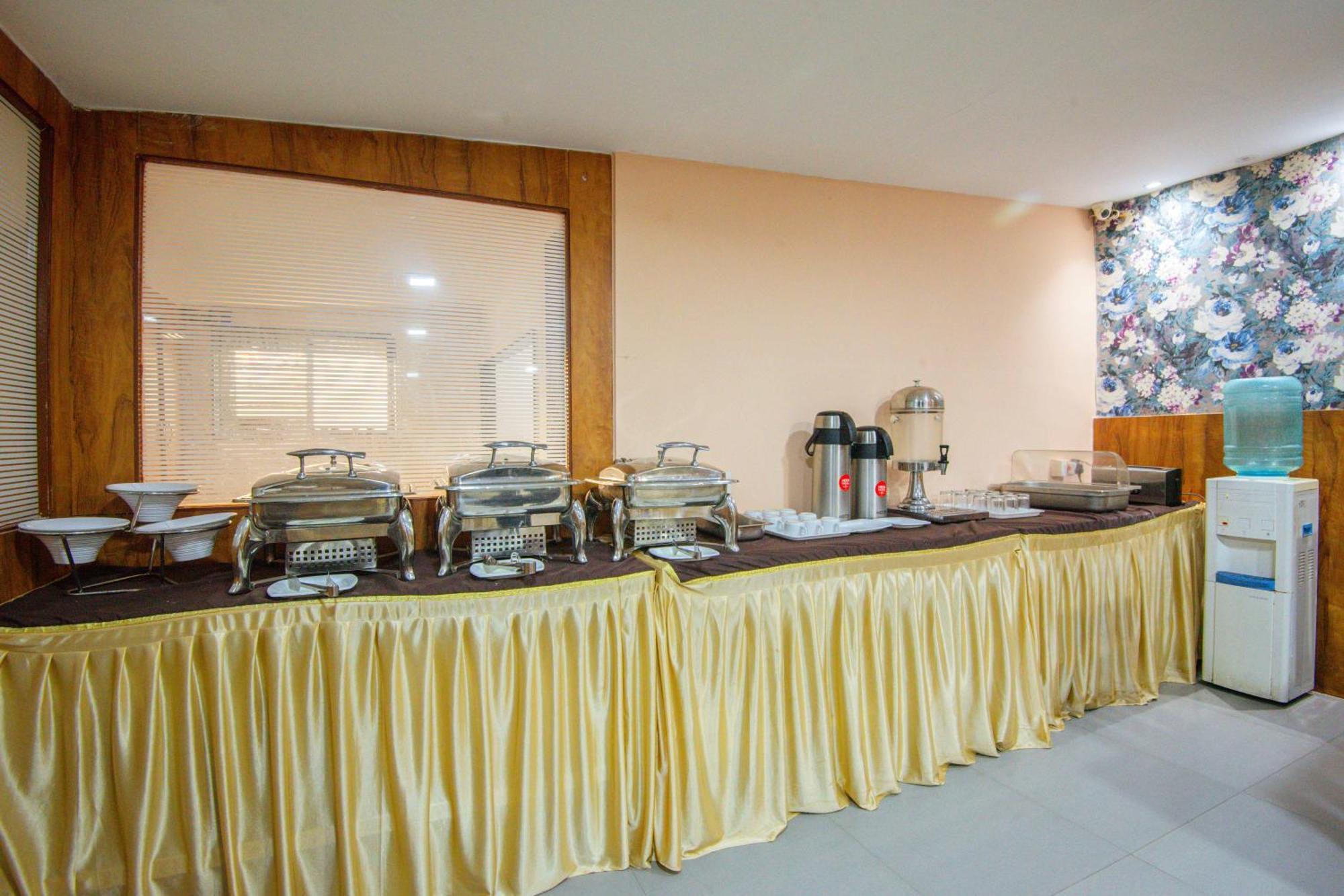 Hotel Treebo Anam International