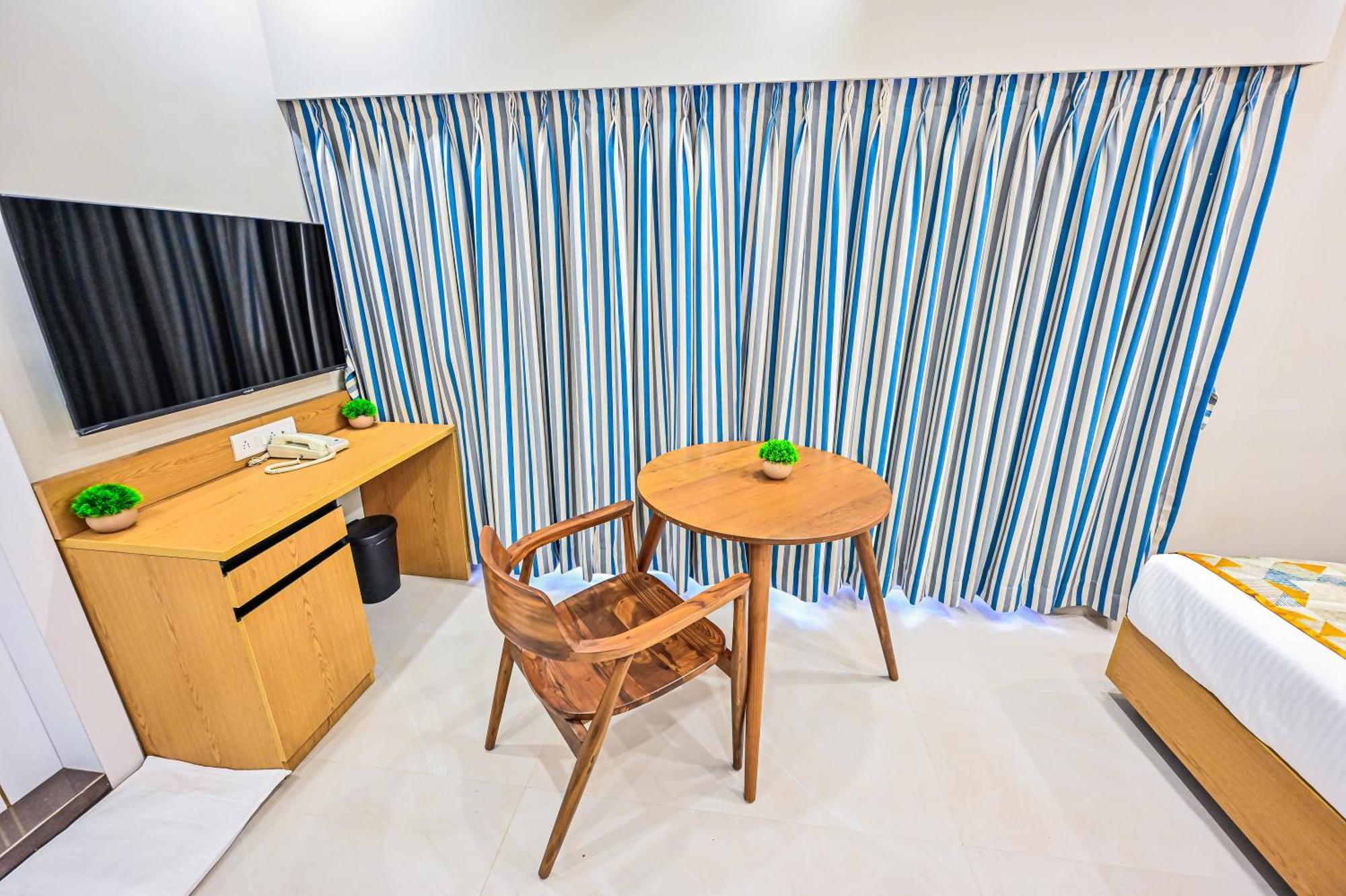 Indie Studios, Chembur Hotel Mumbai