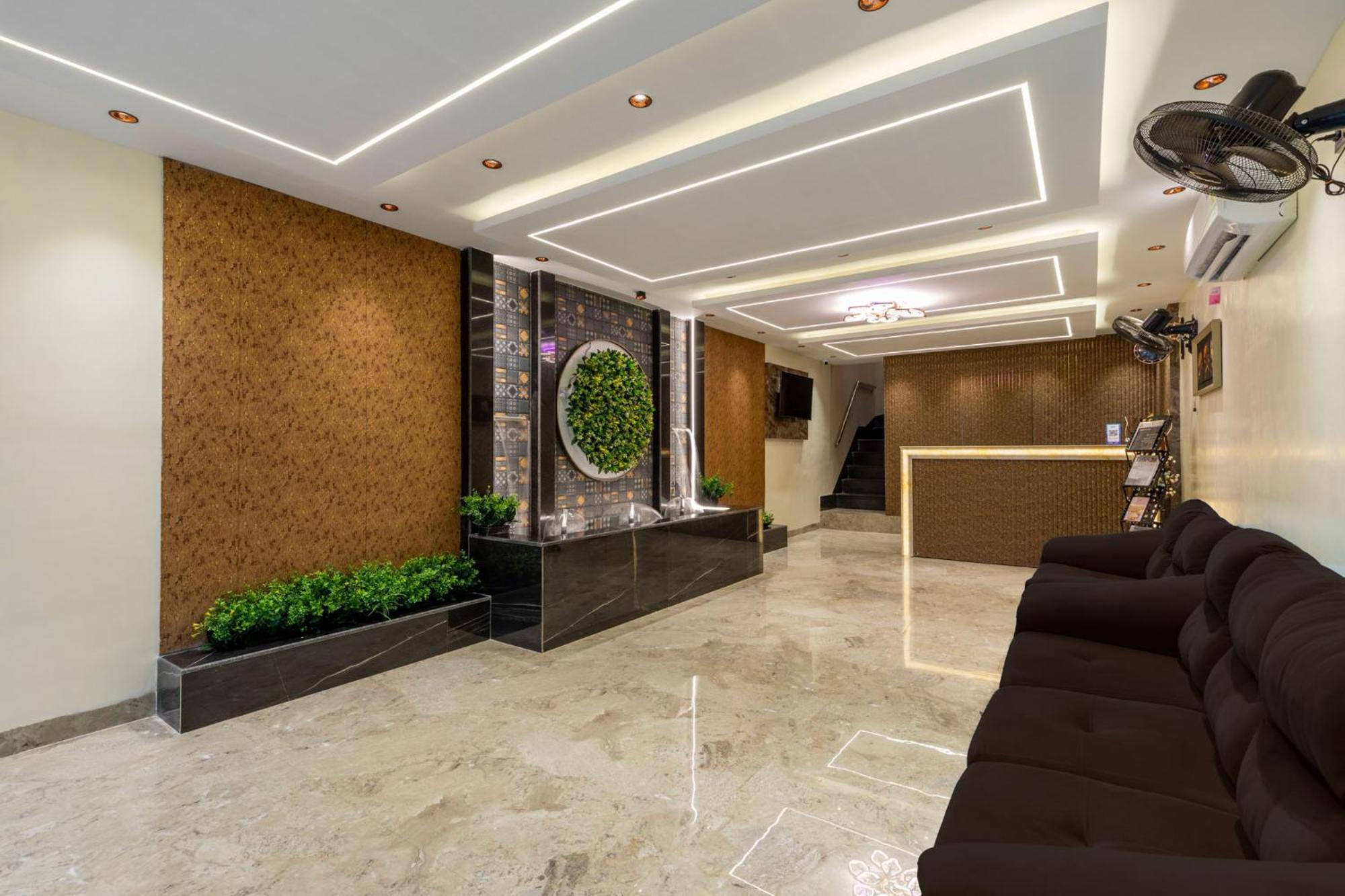 Hotel Zara International 3*