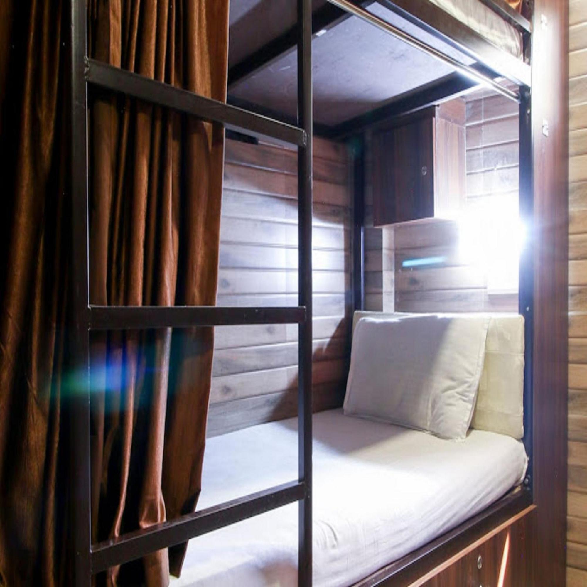 Apartment Negasi Mumbai