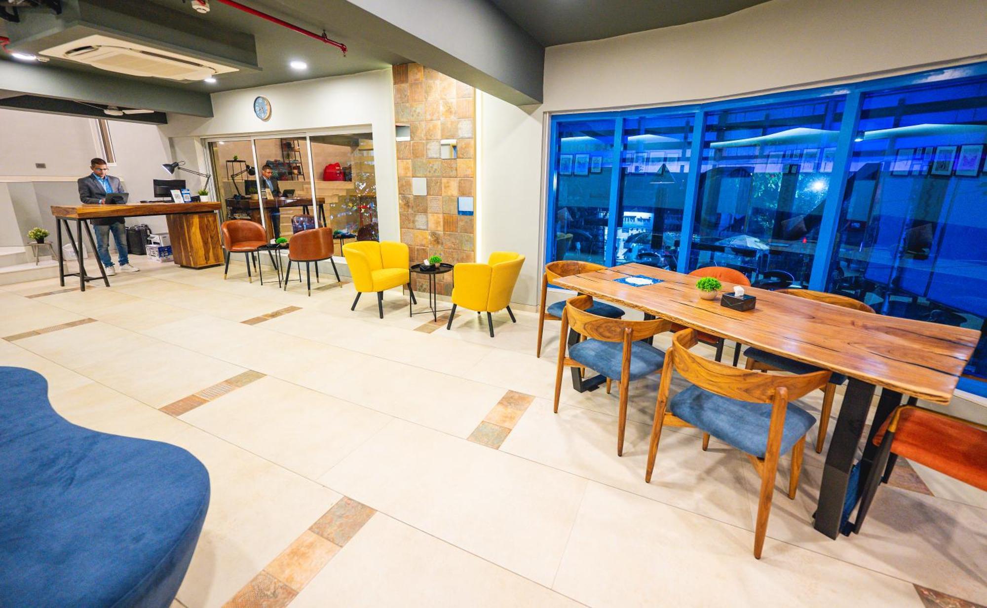 Indie Studios, Chembur 3*