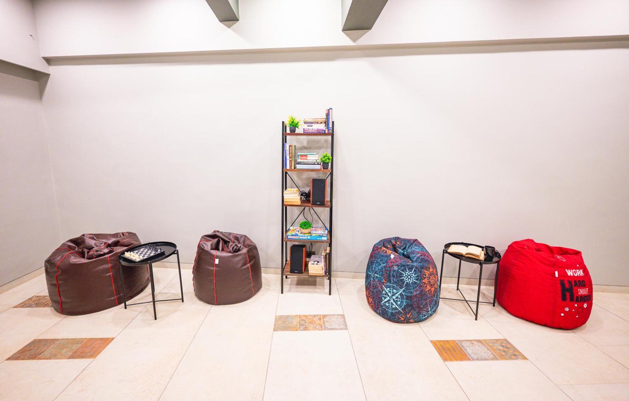Indie Studios, Chembur Hotel Mumbai