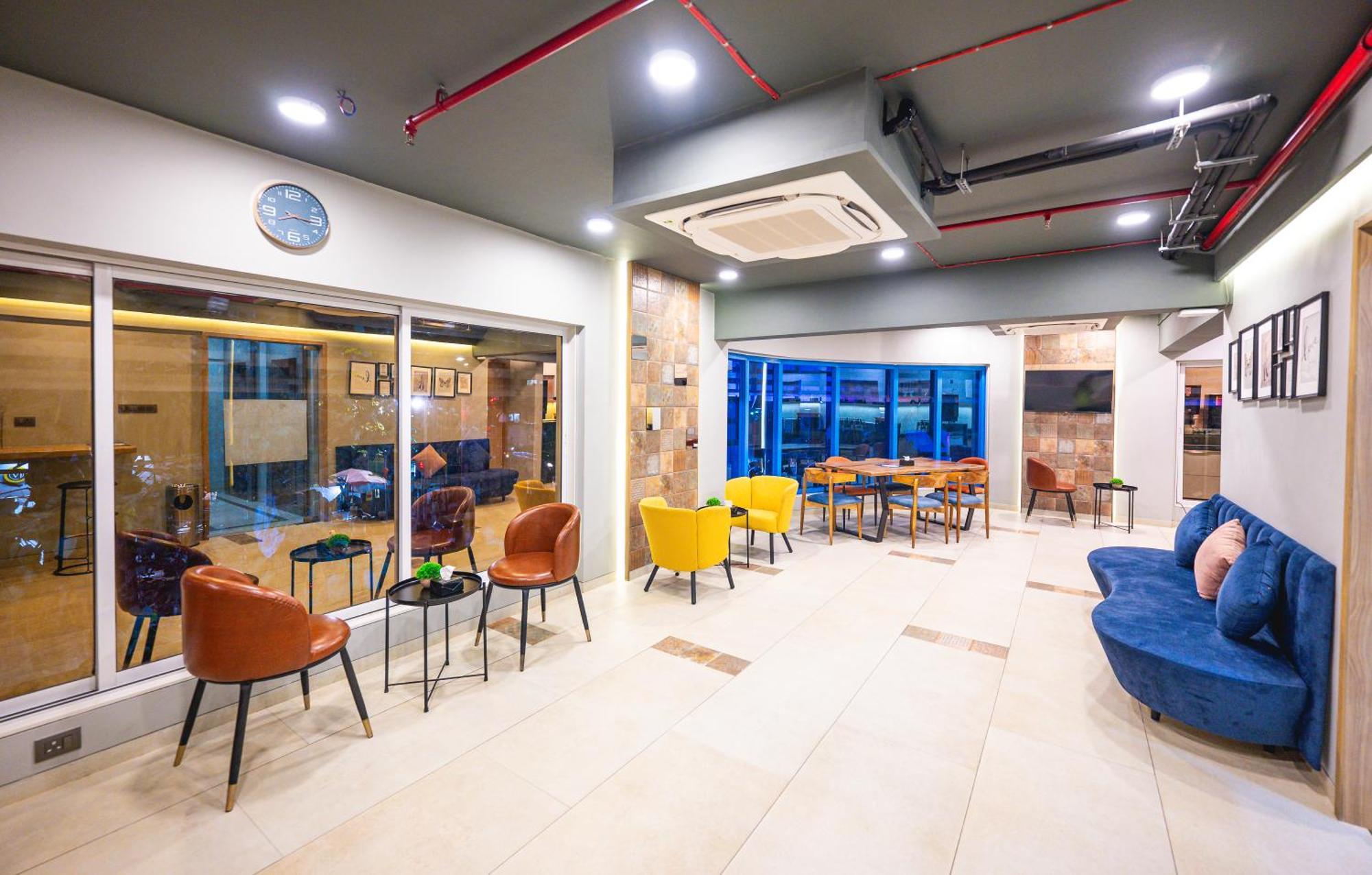 Indie Studios, Chembur 3*