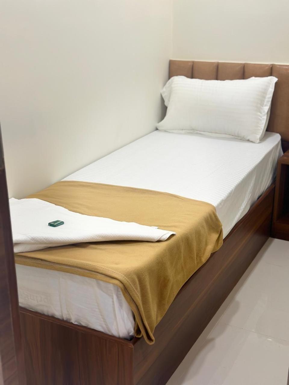 Pride Hotel *