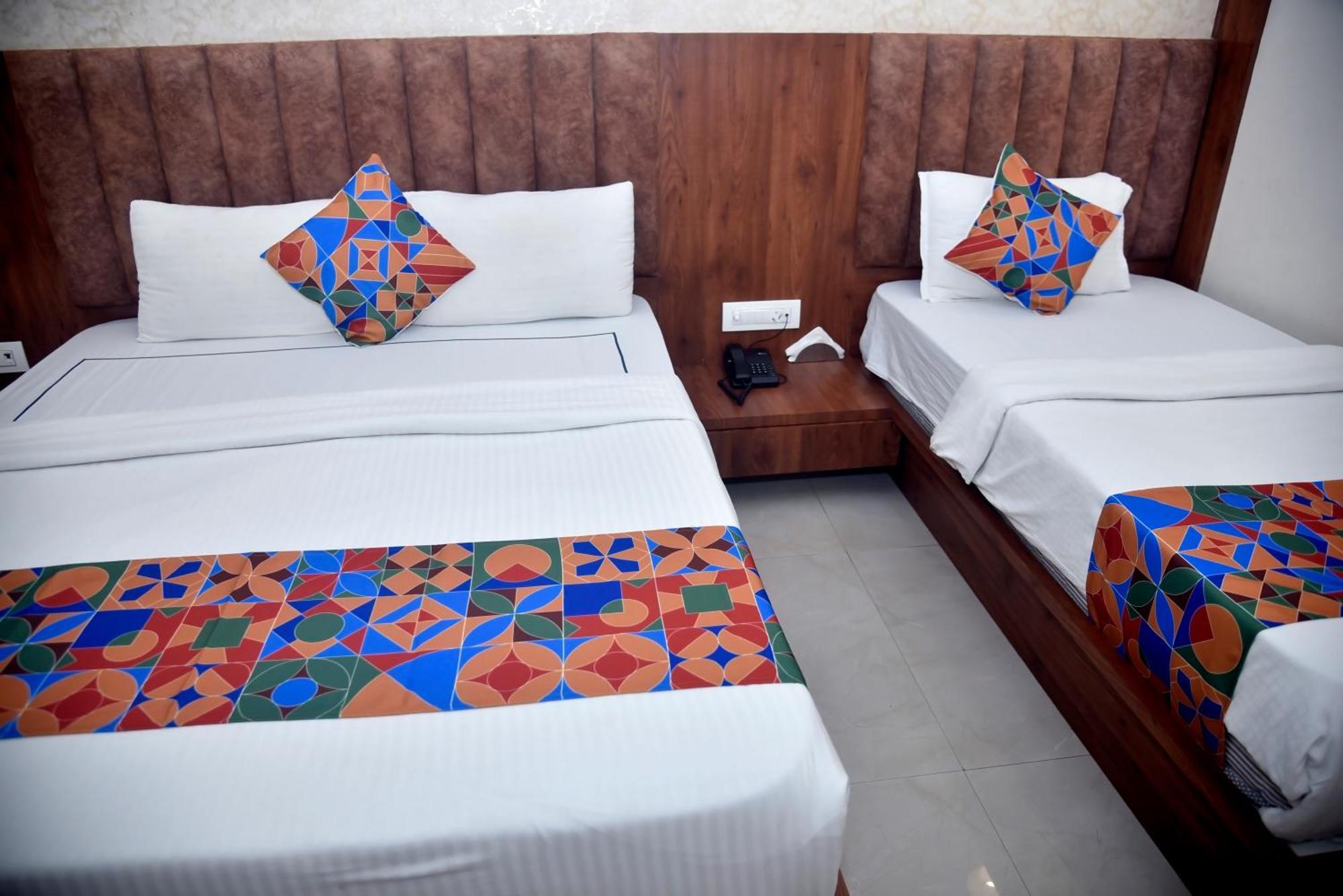 Pride Hotel *