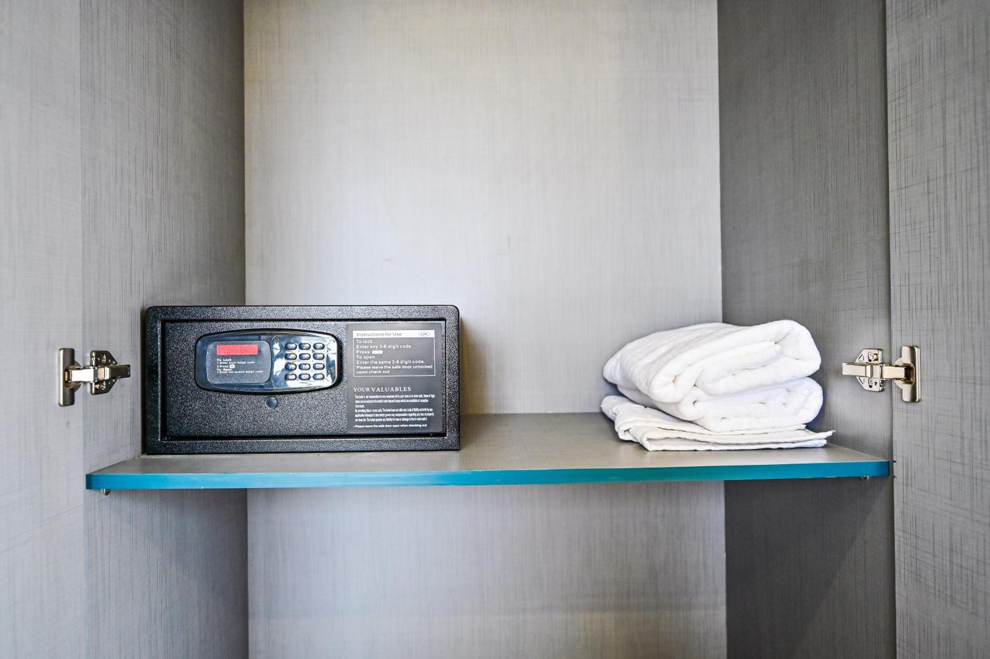 Hotel Indie Studios, Chembur