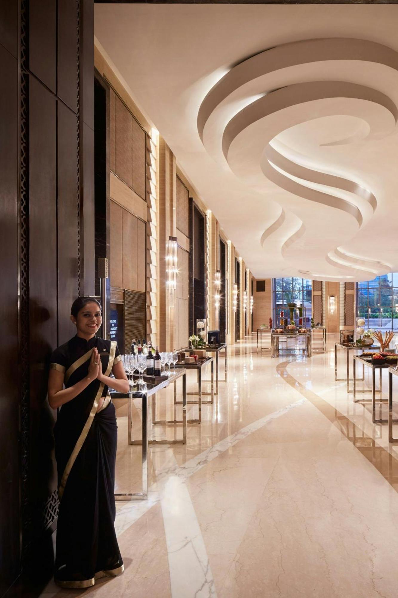 Hotel Jw Marriott Sahar Airport