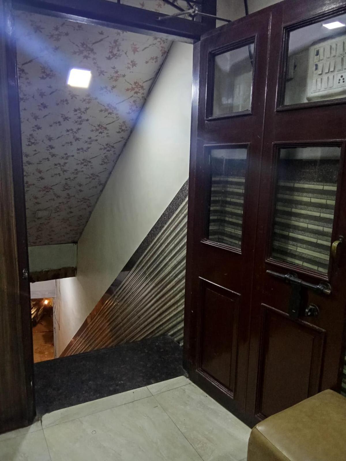 Residency Near Us Consulate Jio World Convention Center Bkc