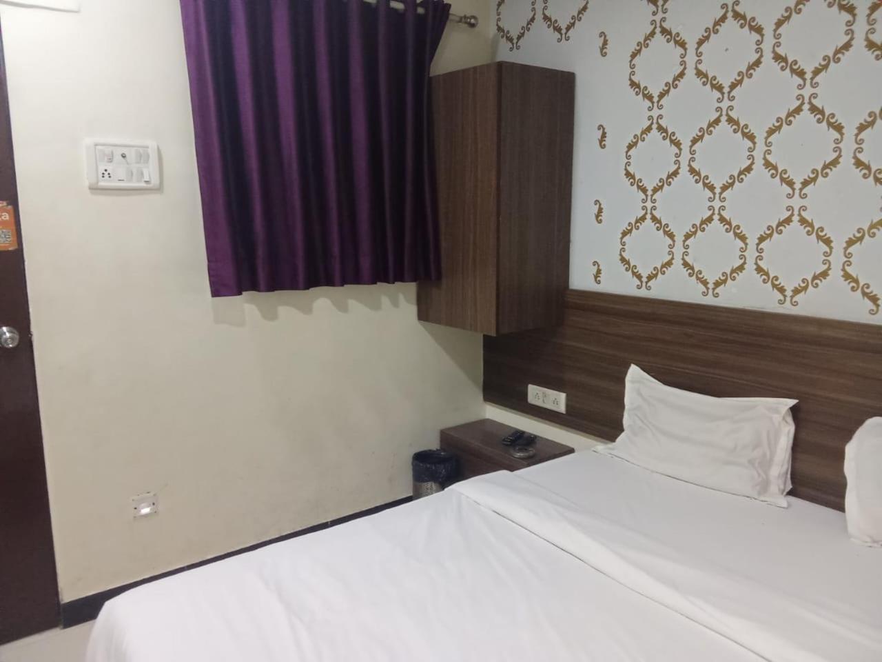 Residency Near Us Consulate Jio World Convention Center Bkc Hotel