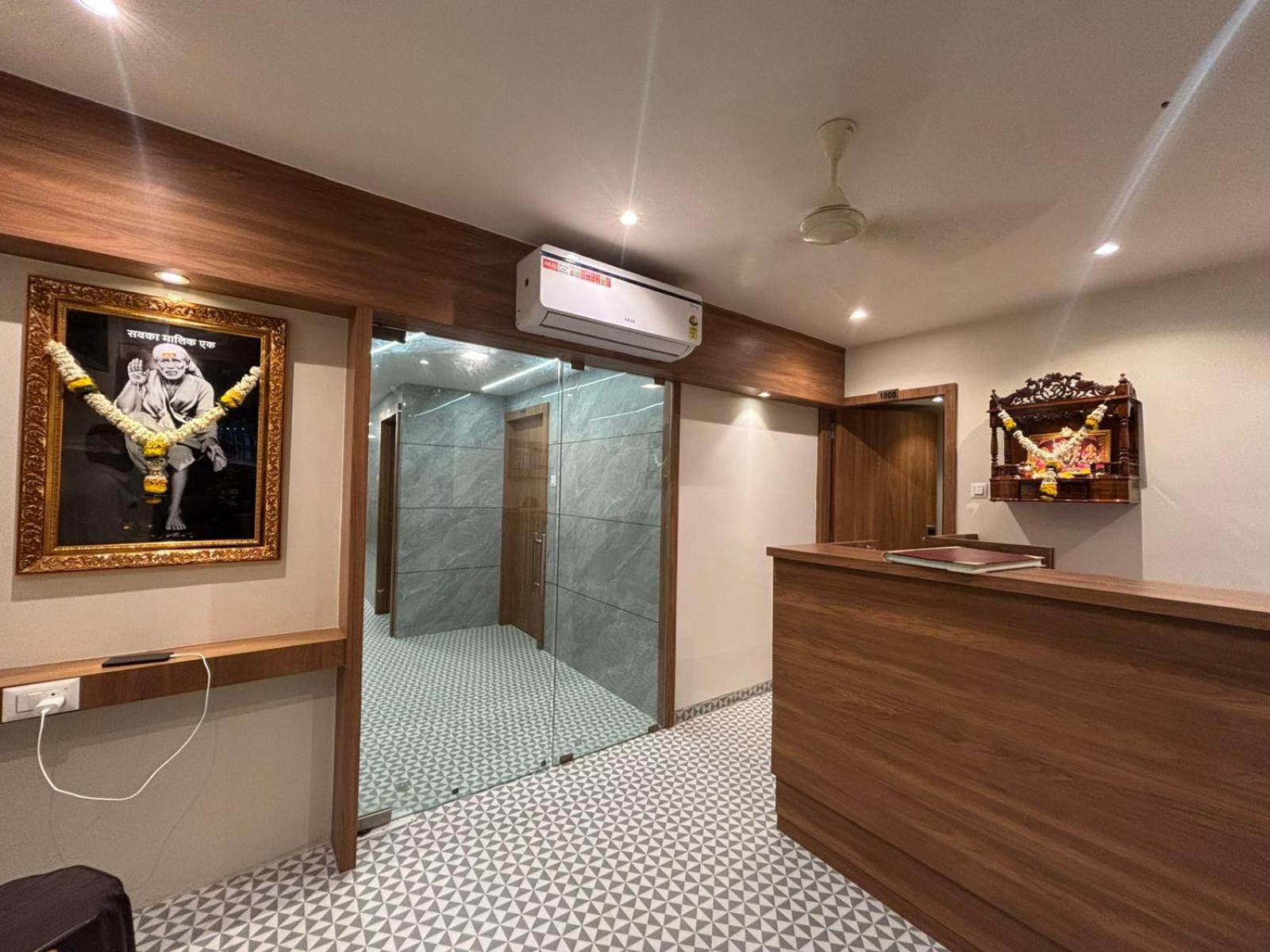 Sai Samrudhi Western Express Highway Hotel 2*