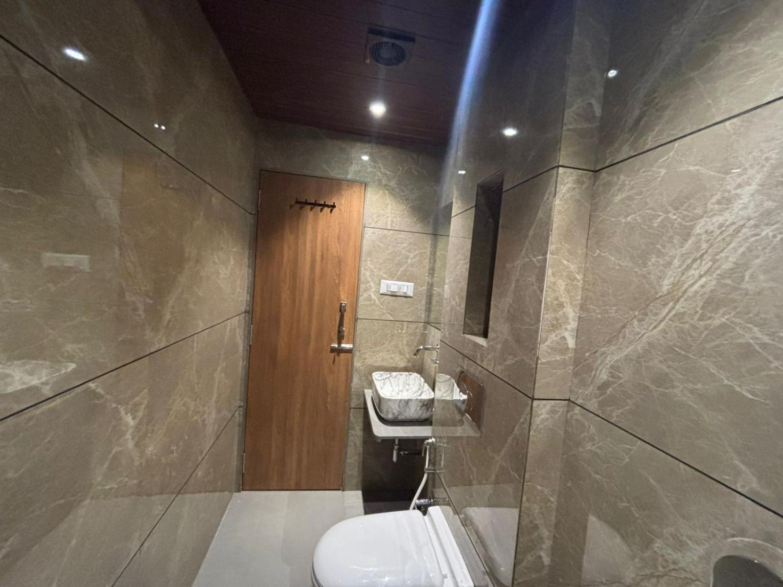 Sai Samrudhi Western Express Highway Hotel Mumbai