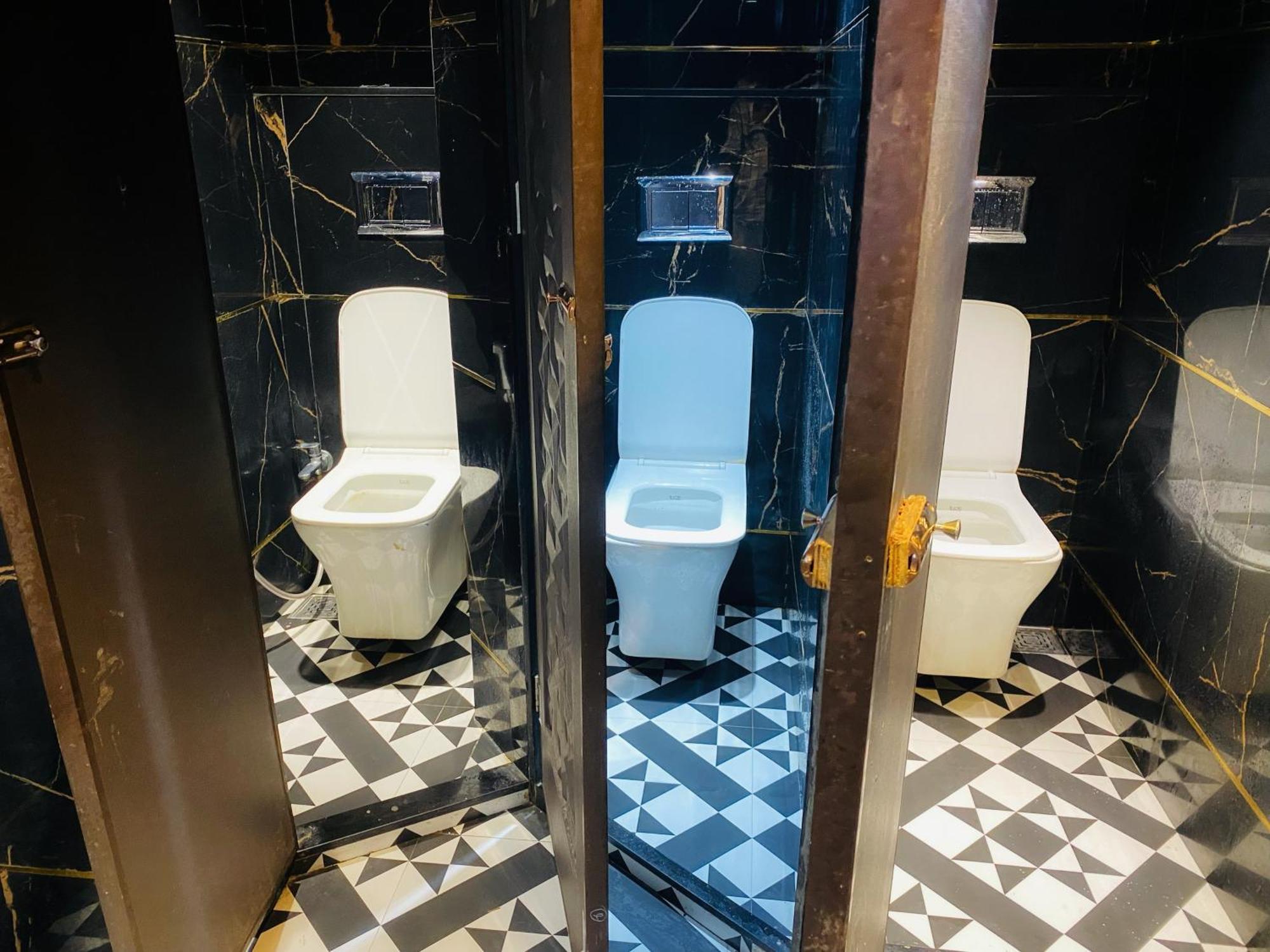 Hostel Sulu Near International Airport *