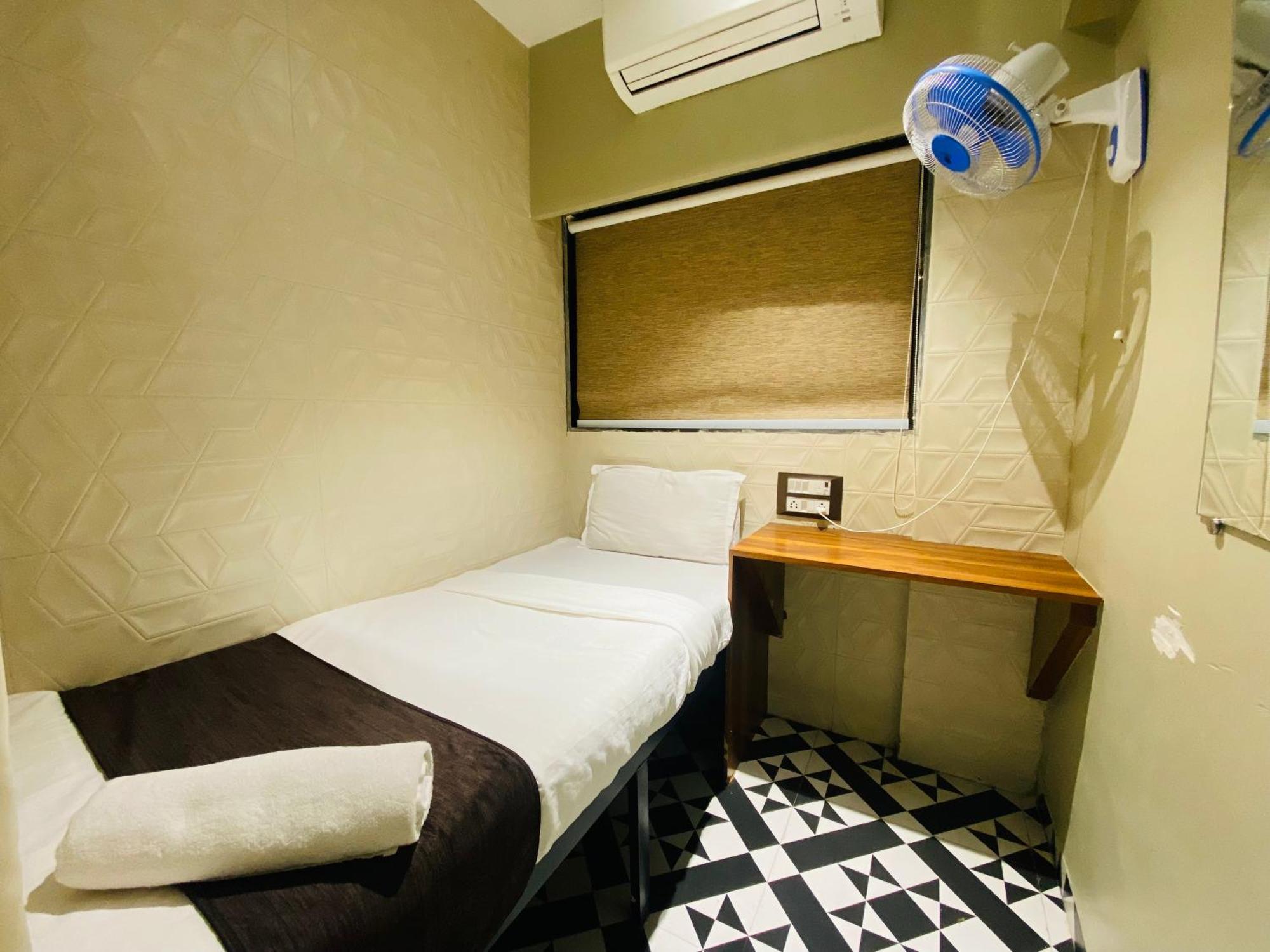 Sulu Near International Airport Mumbai