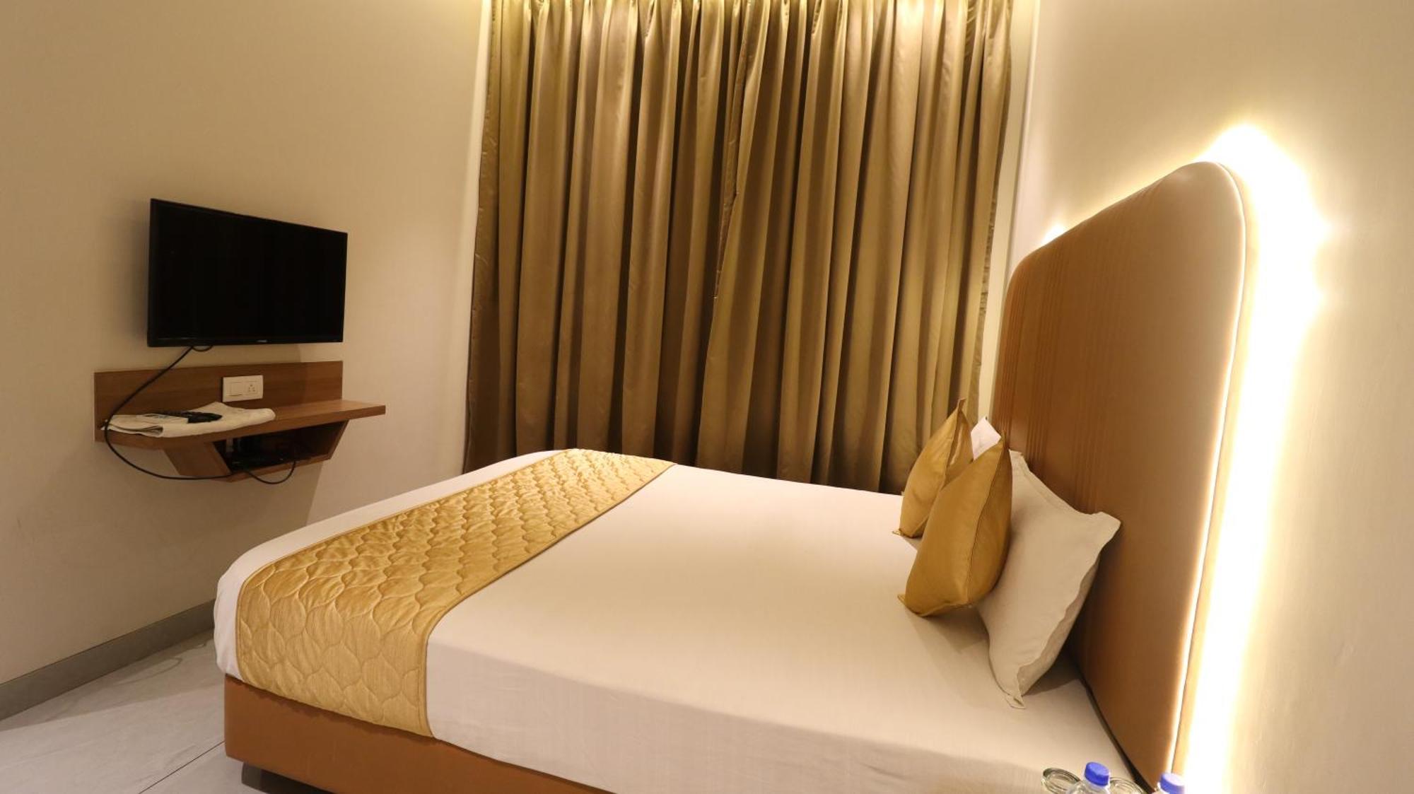 Hotel The Ube Residency 3*