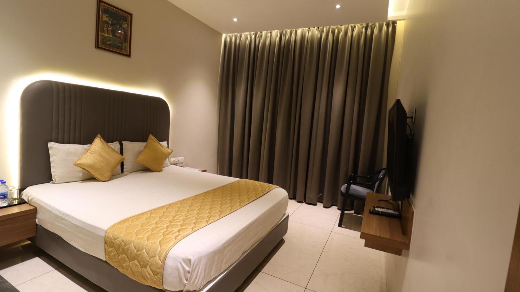 The Ube Residency Hotel Mumbai