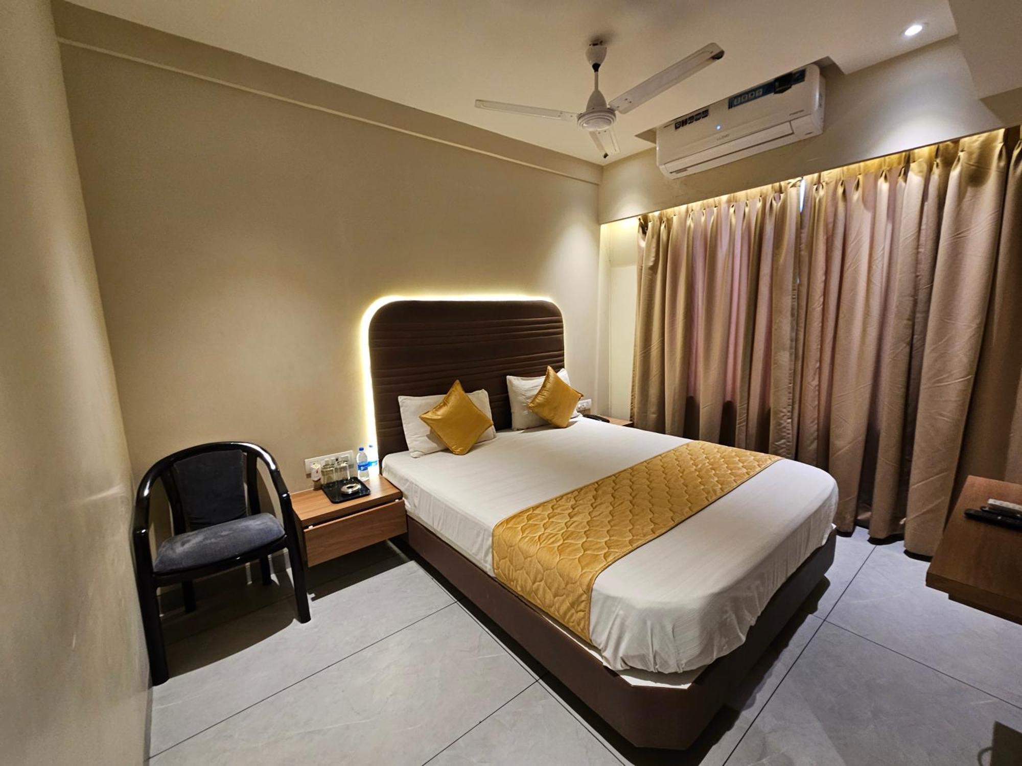 The Ube Residency Hotel 3*