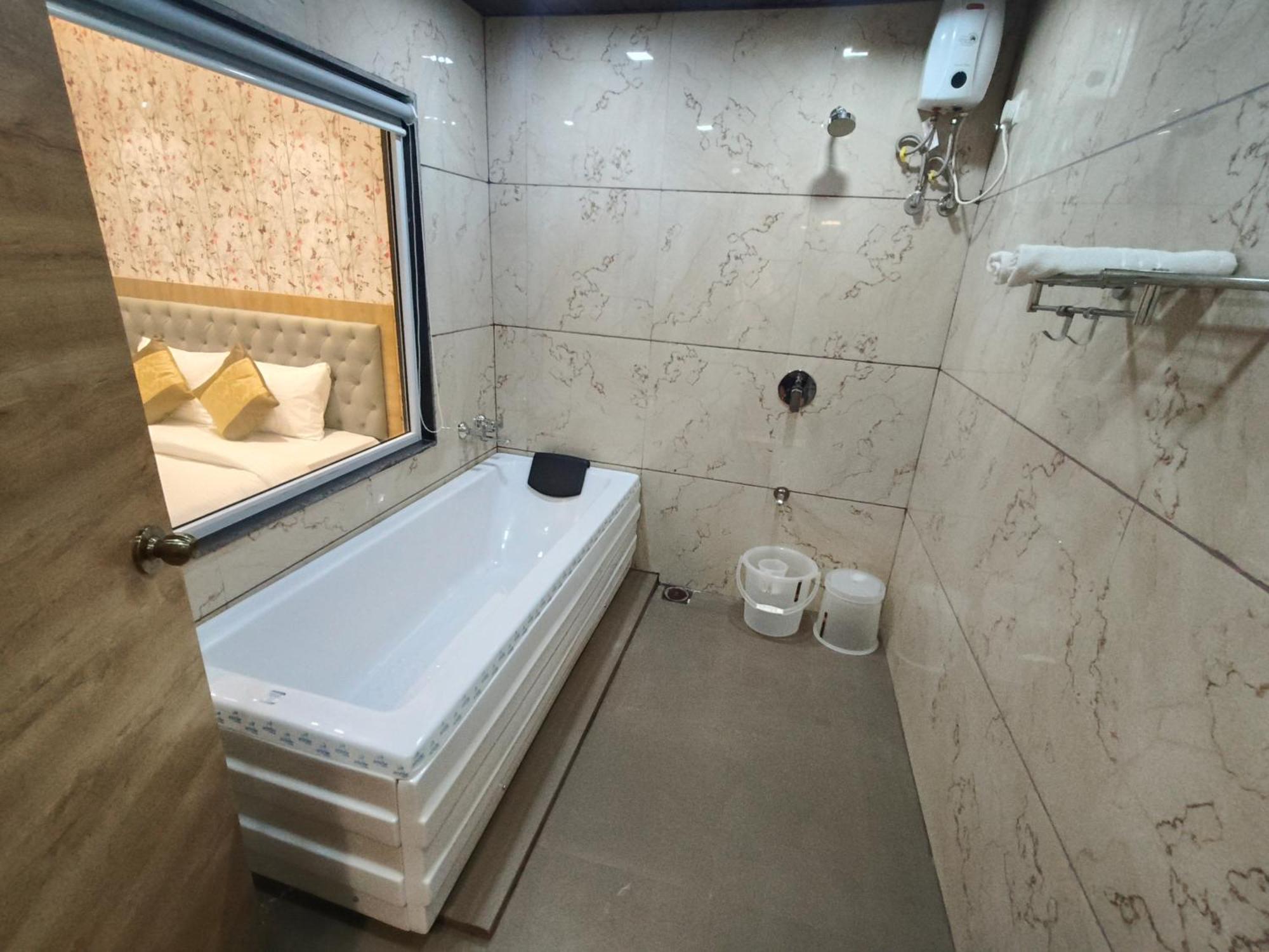 Morya Residency Parel Mumbai
