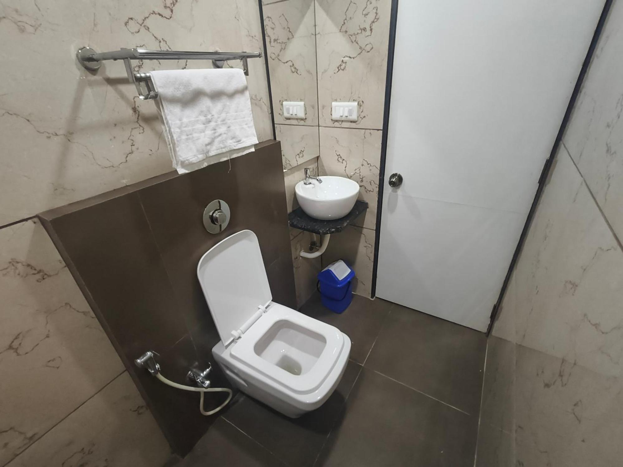 Hotel Morya Residency Parel Mumbai