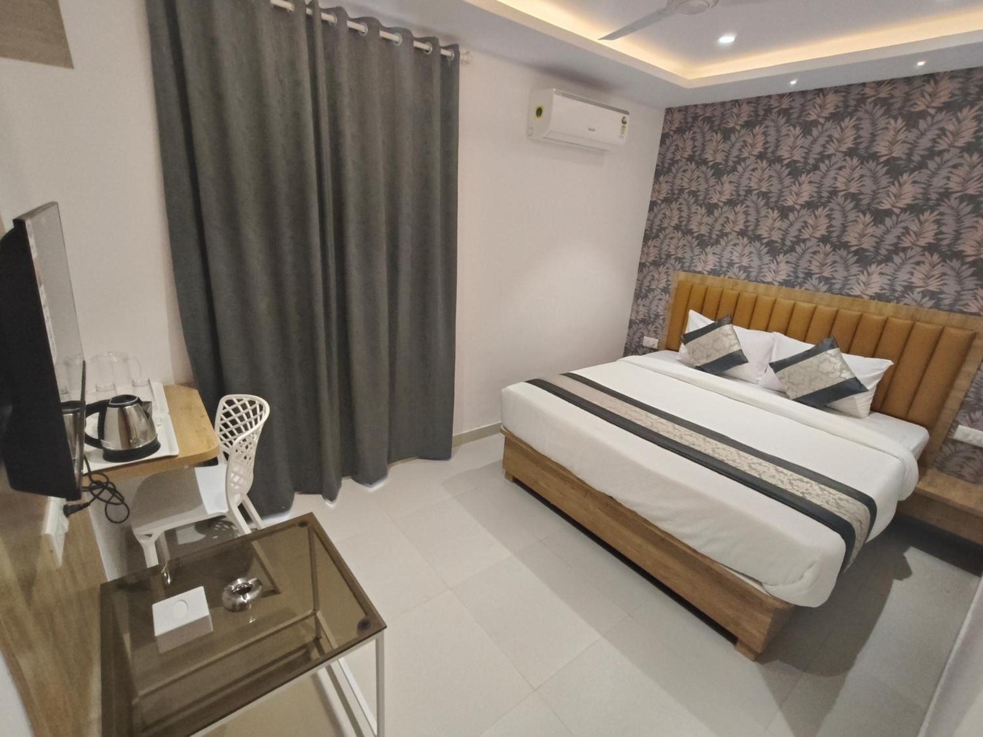 Morya Residency Parel Mumbai