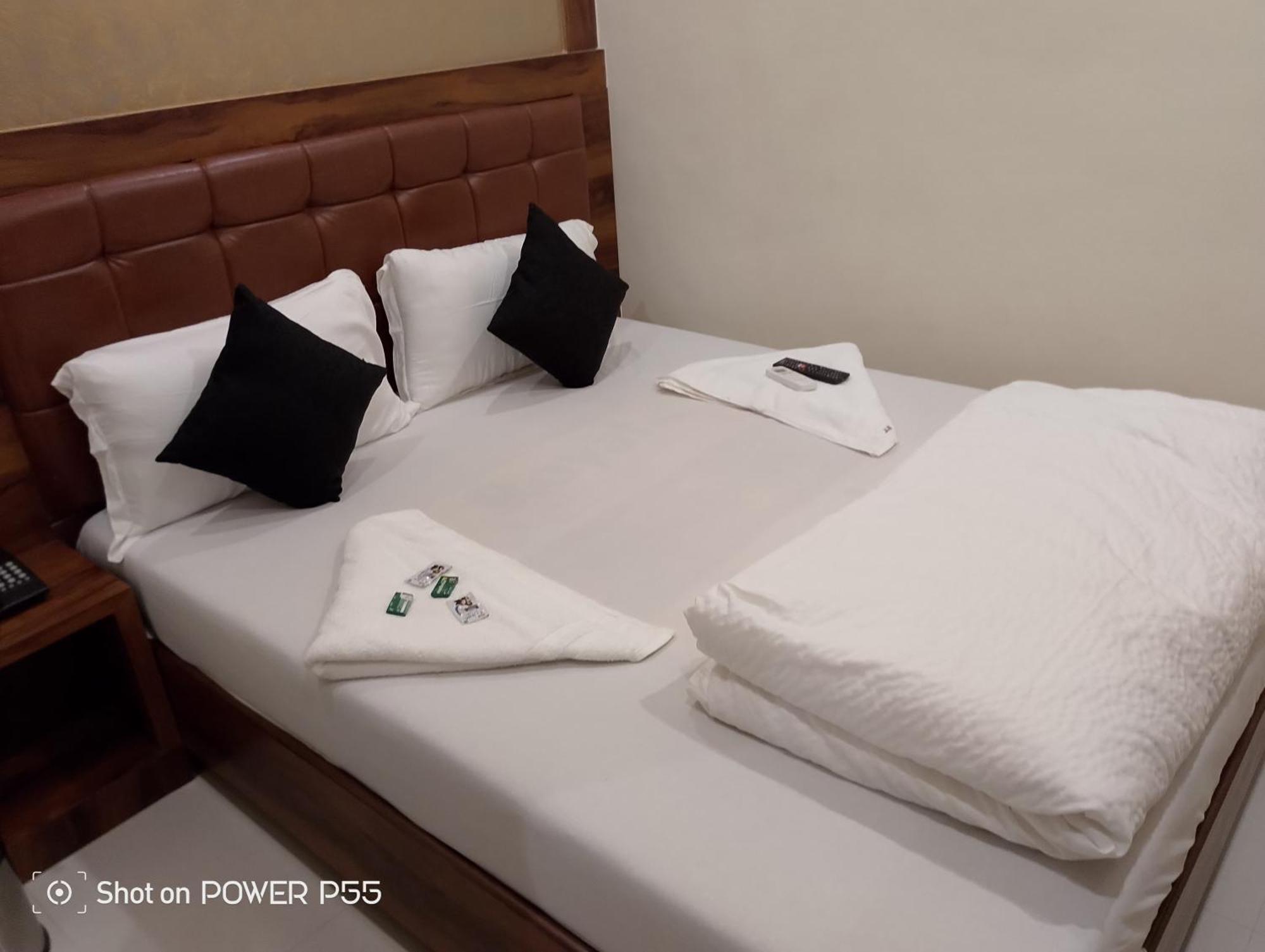 Glitz Lavender- Nr International Airport Guest house