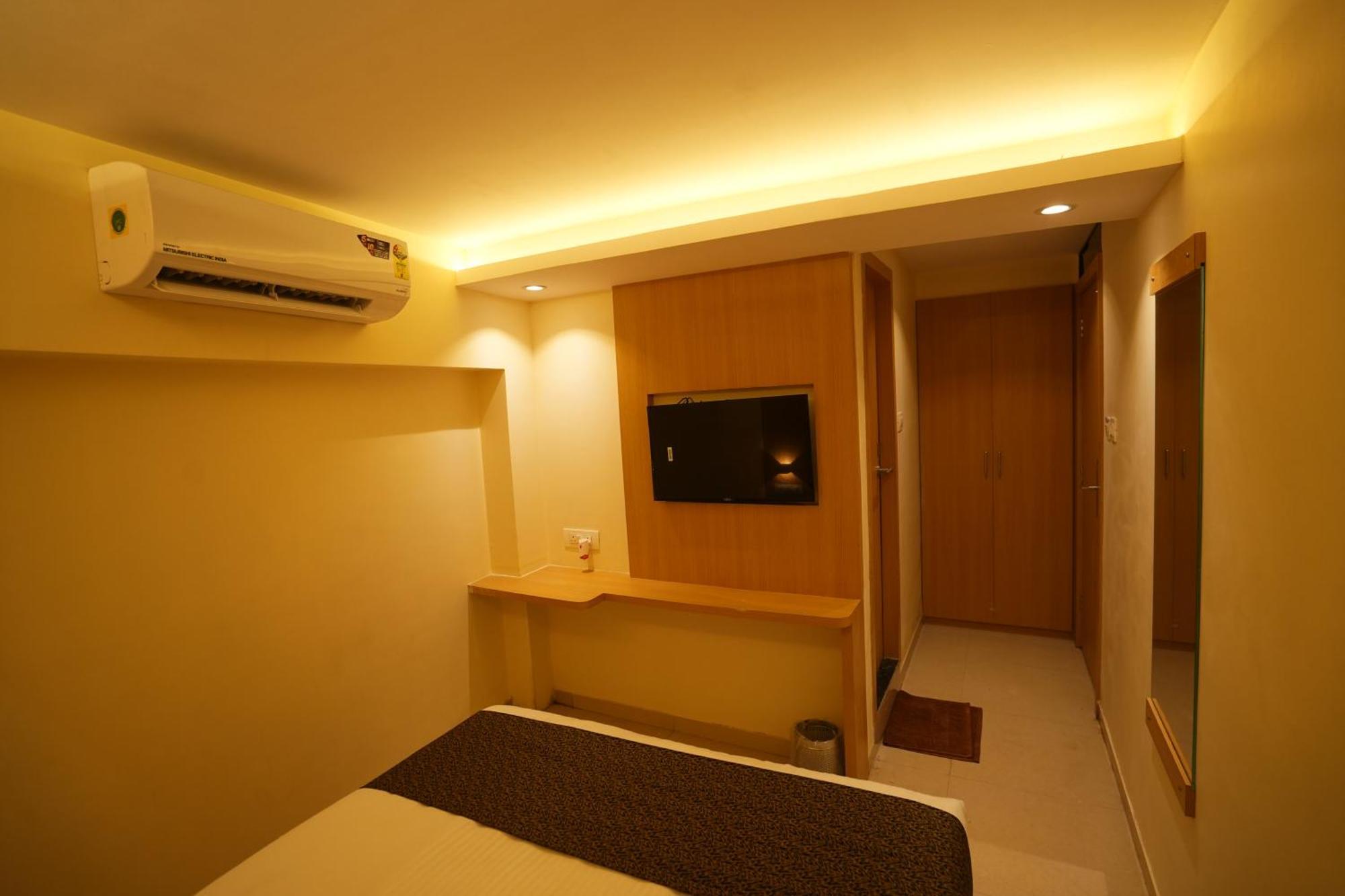 Boston 2* Mumbai